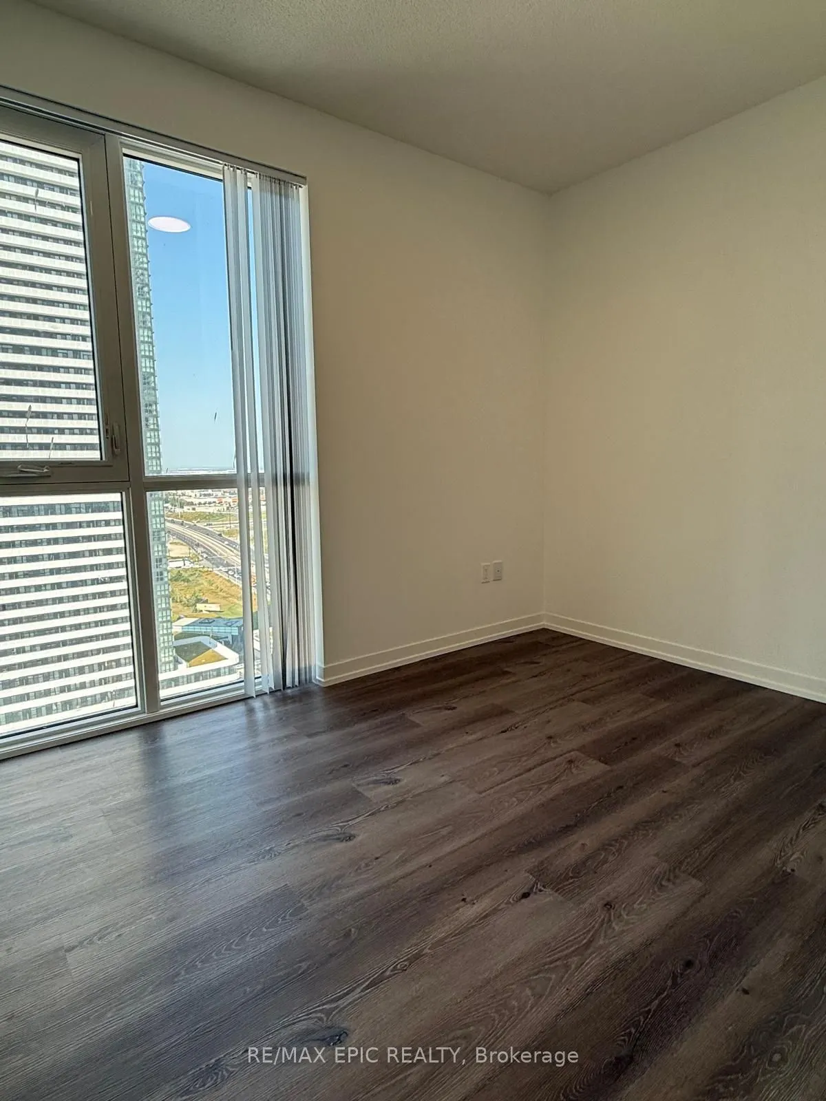 28 Interchange Way, ##2312