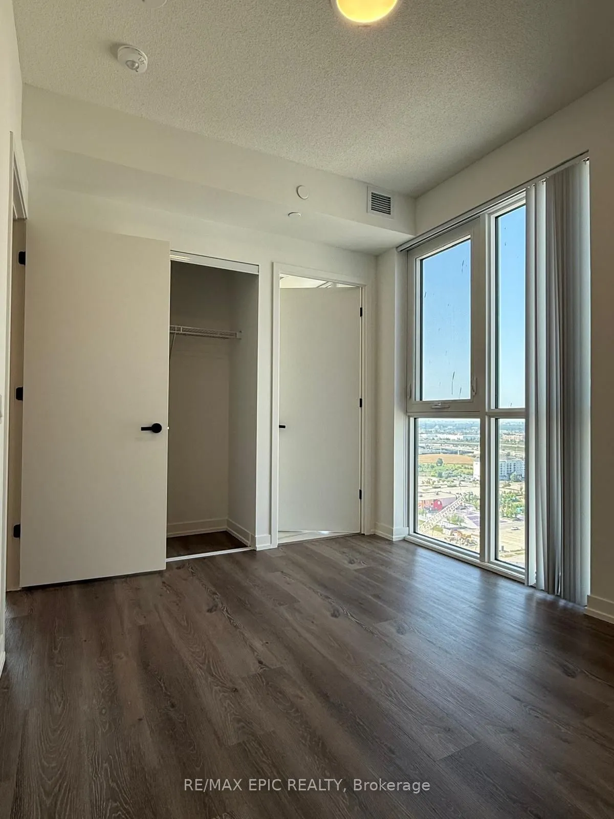 28 Interchange Way, ##2312