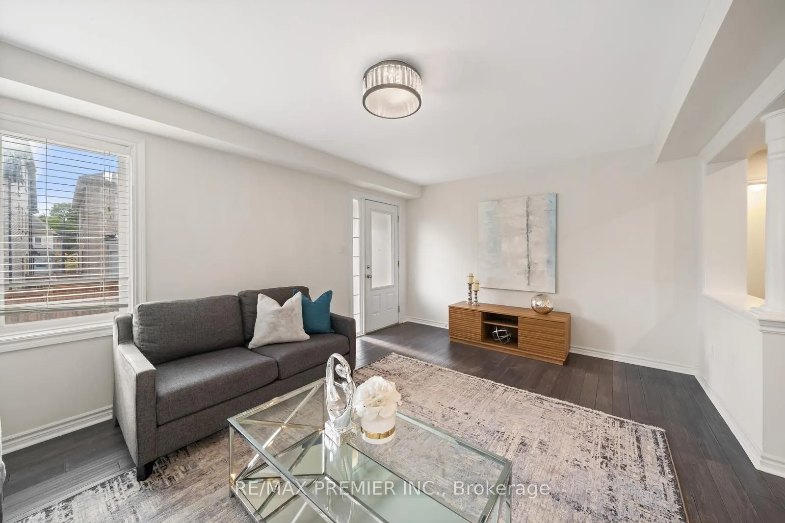 30 Bannockburn Drive