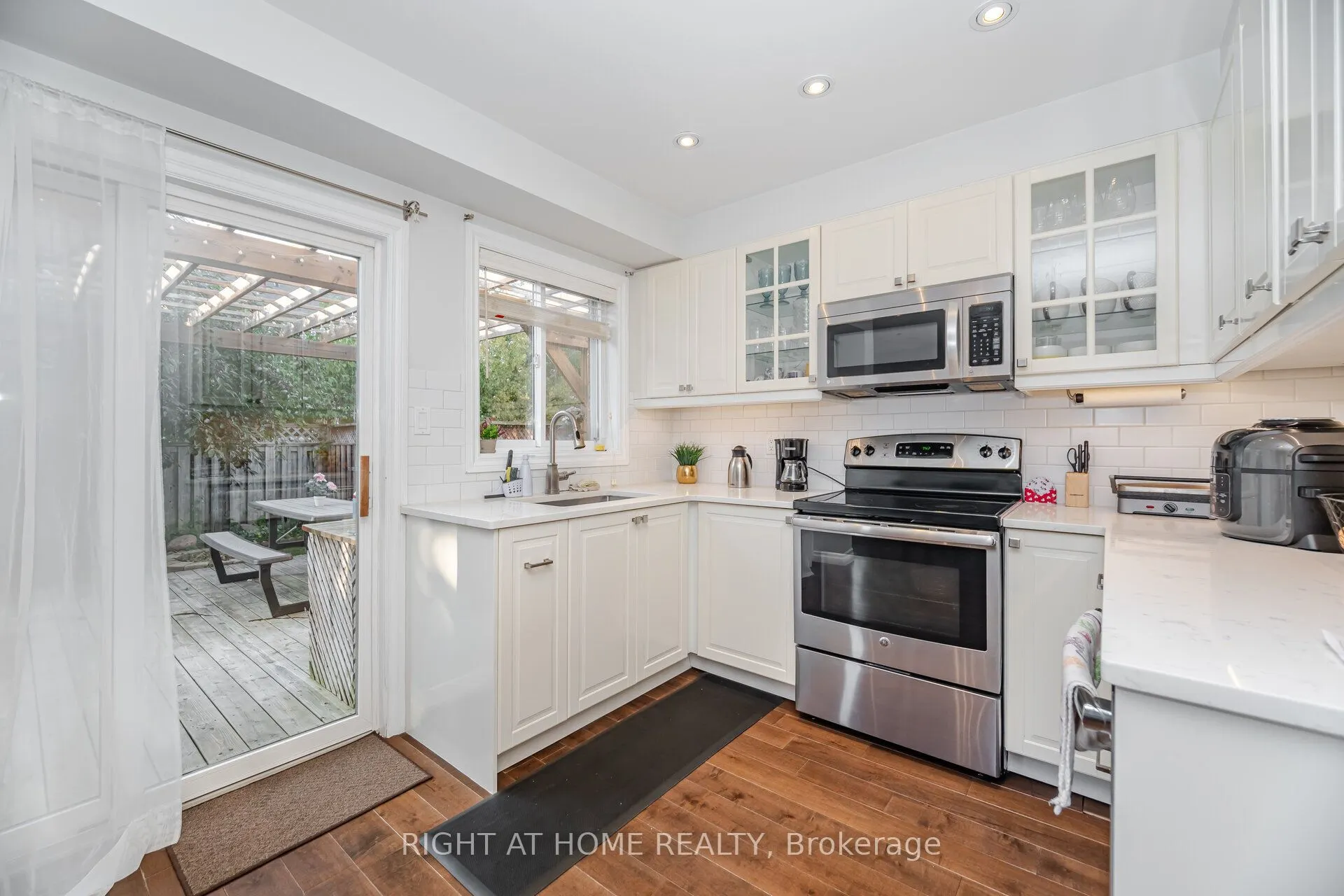 1186 Andrade Lane