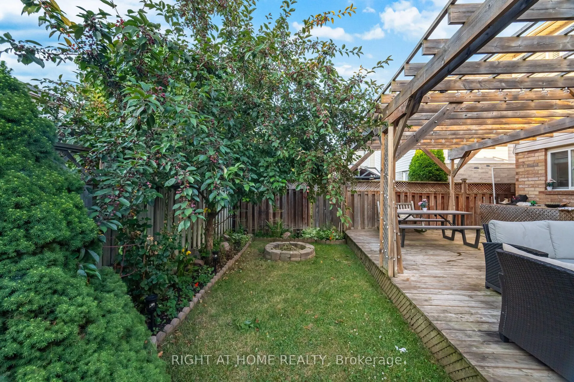 1186 Andrade Lane