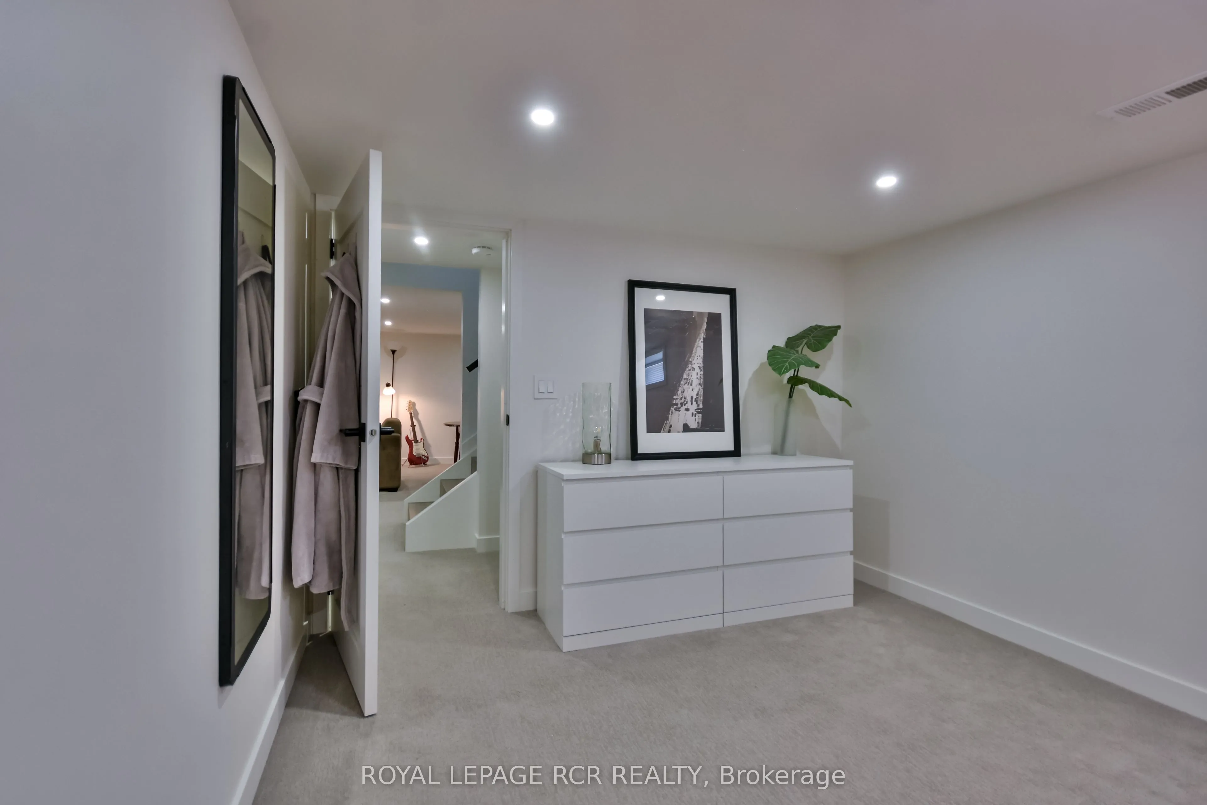 2075 Gilford Road