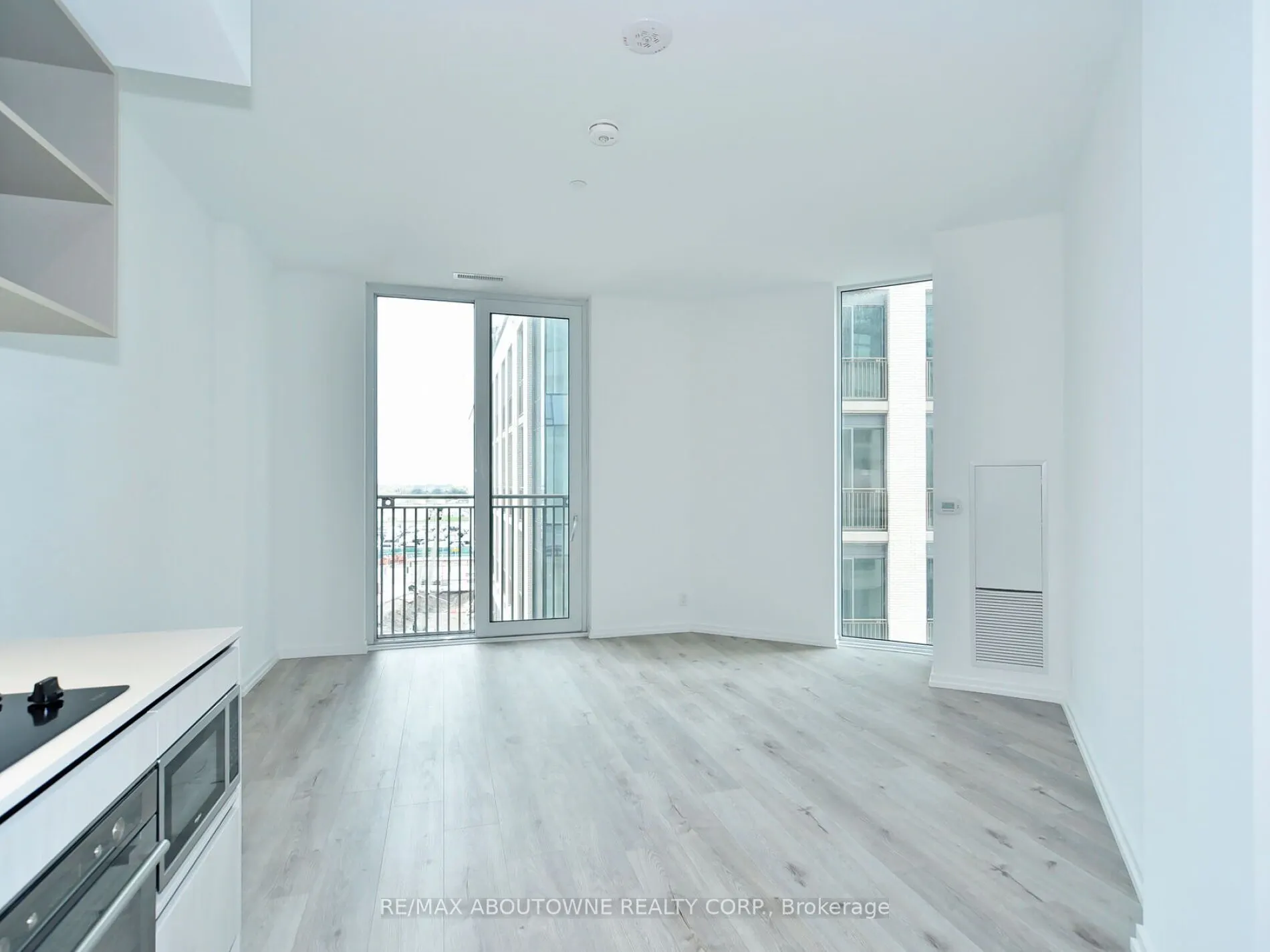 1000 Portage Parkway, #307