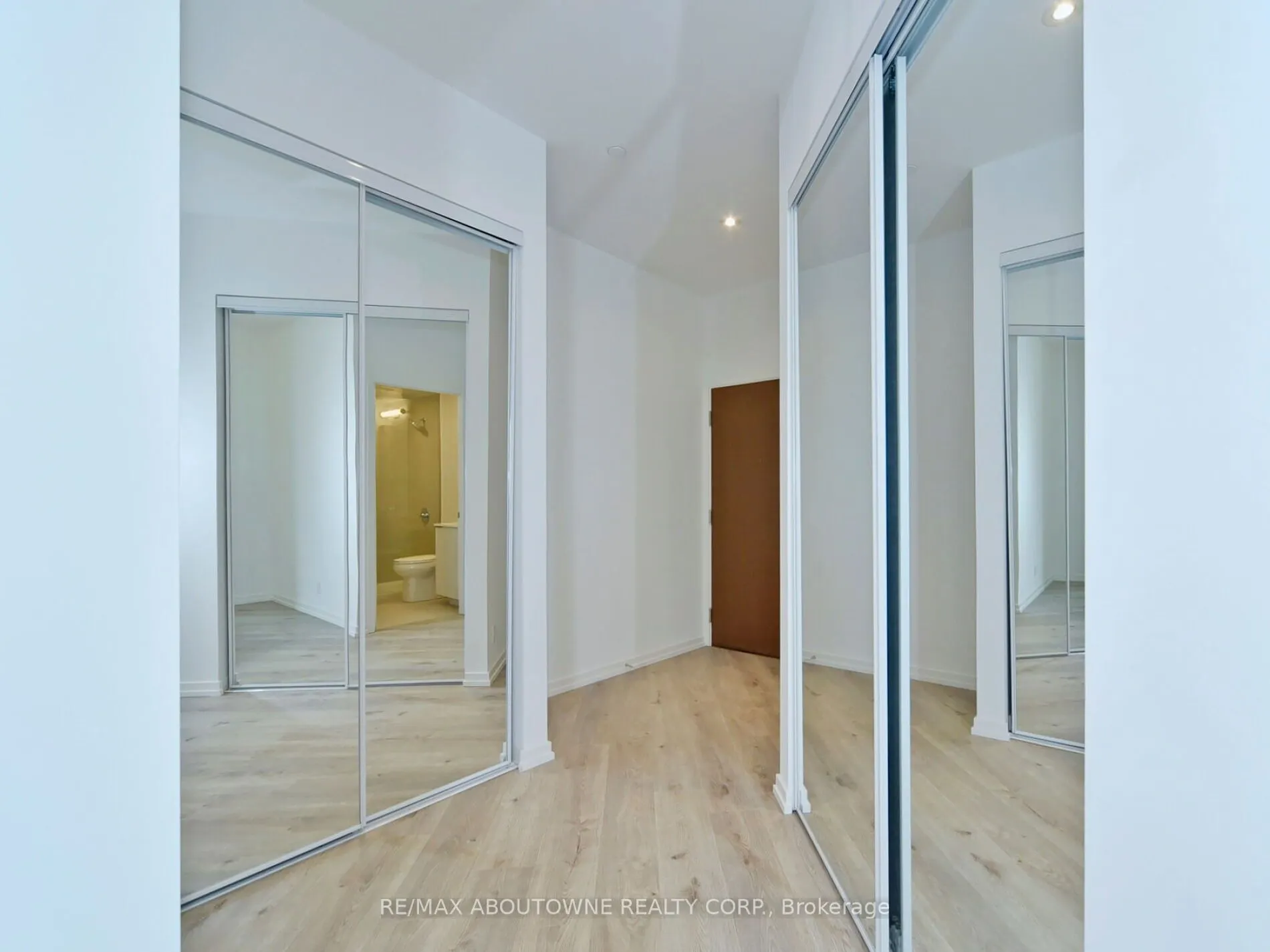 1000 Portage Parkway, #307