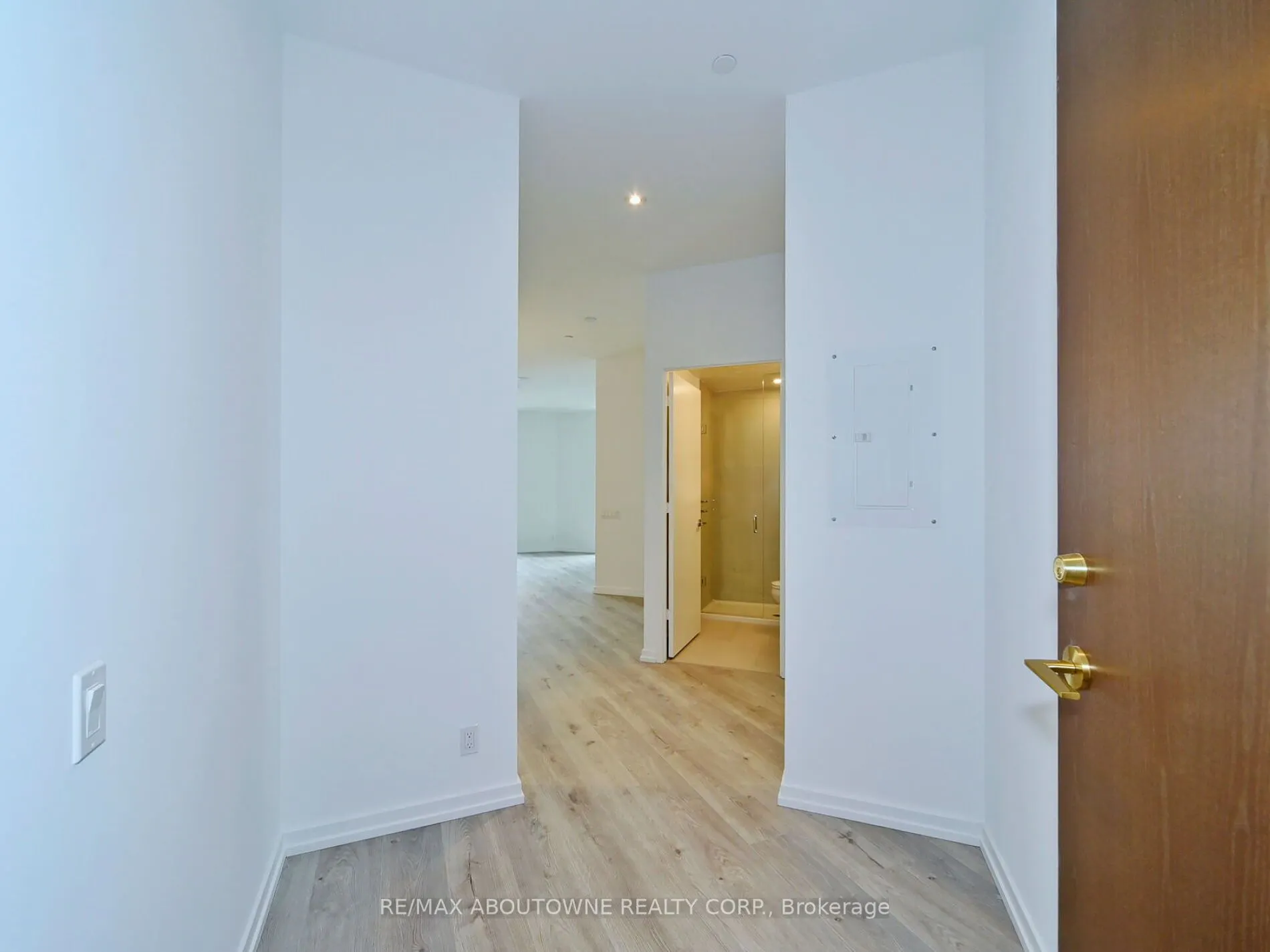 1000 Portage Parkway, #307