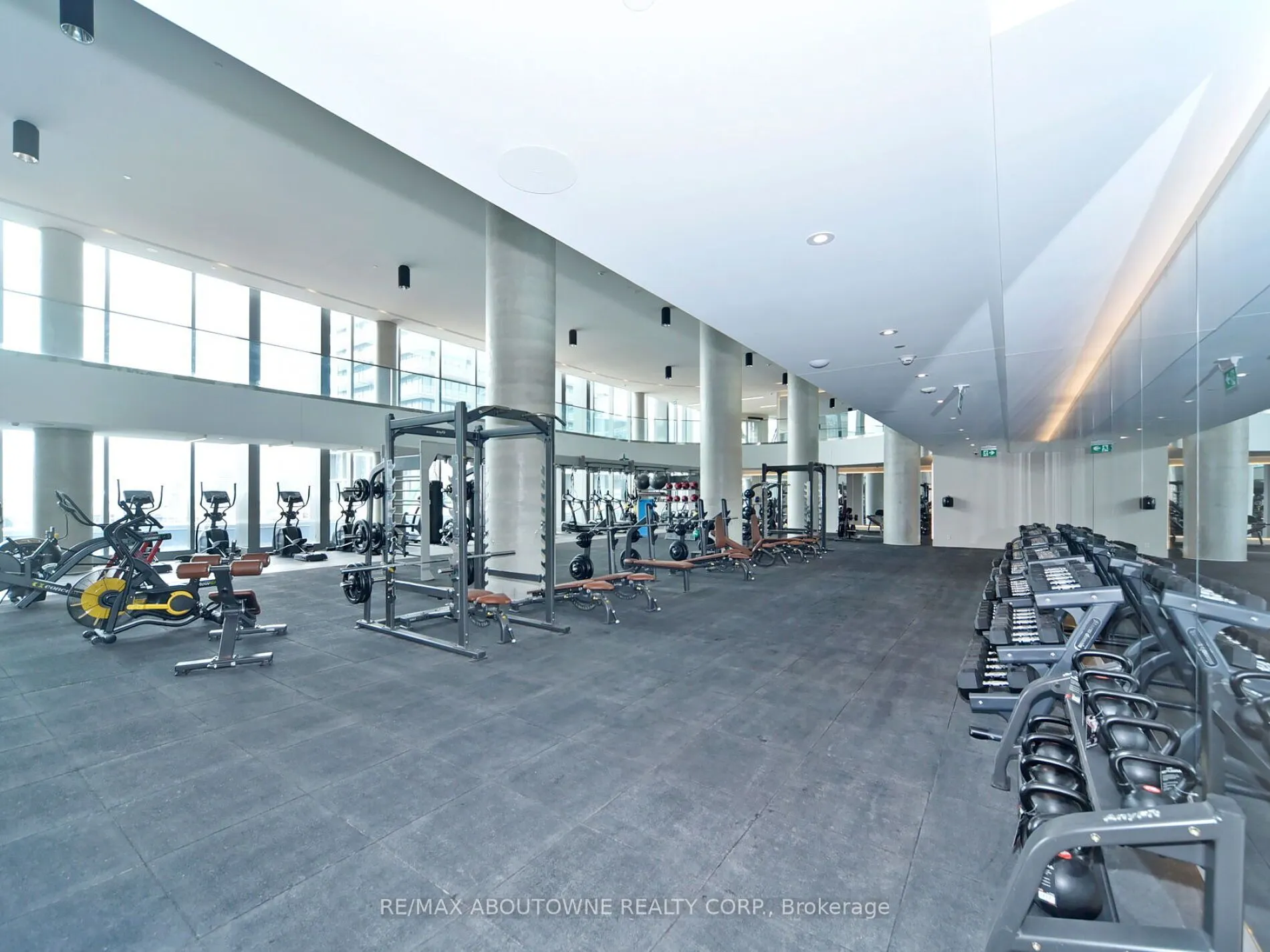 1000 Portage Parkway, #307