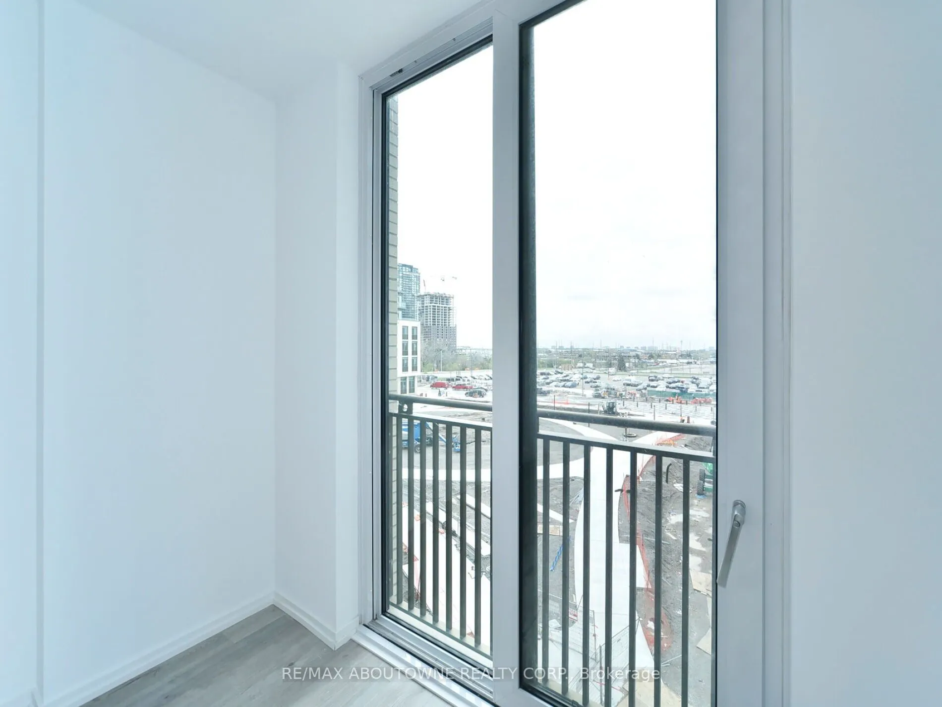 1000 Portage Parkway, #307