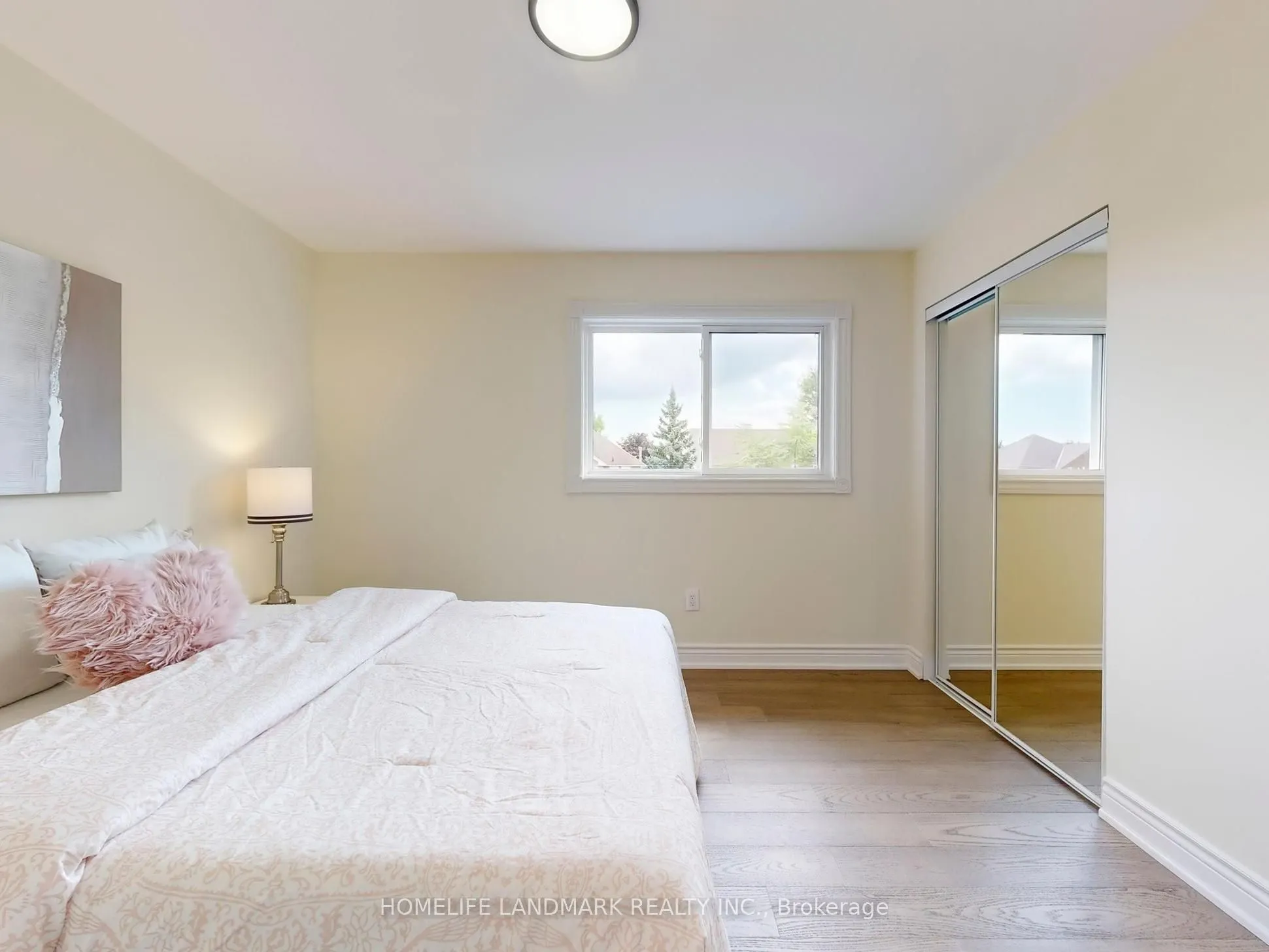 27 Penny Crescent