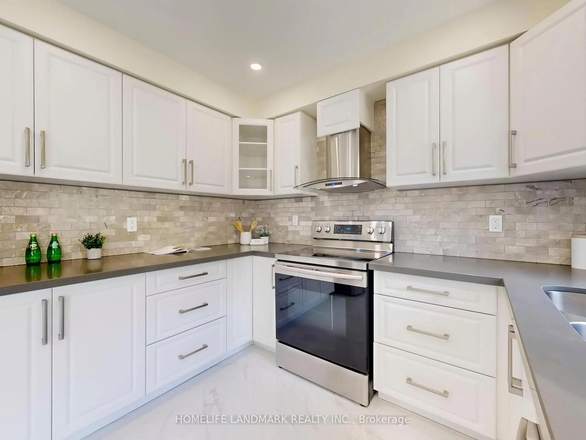 27 Penny Crescent