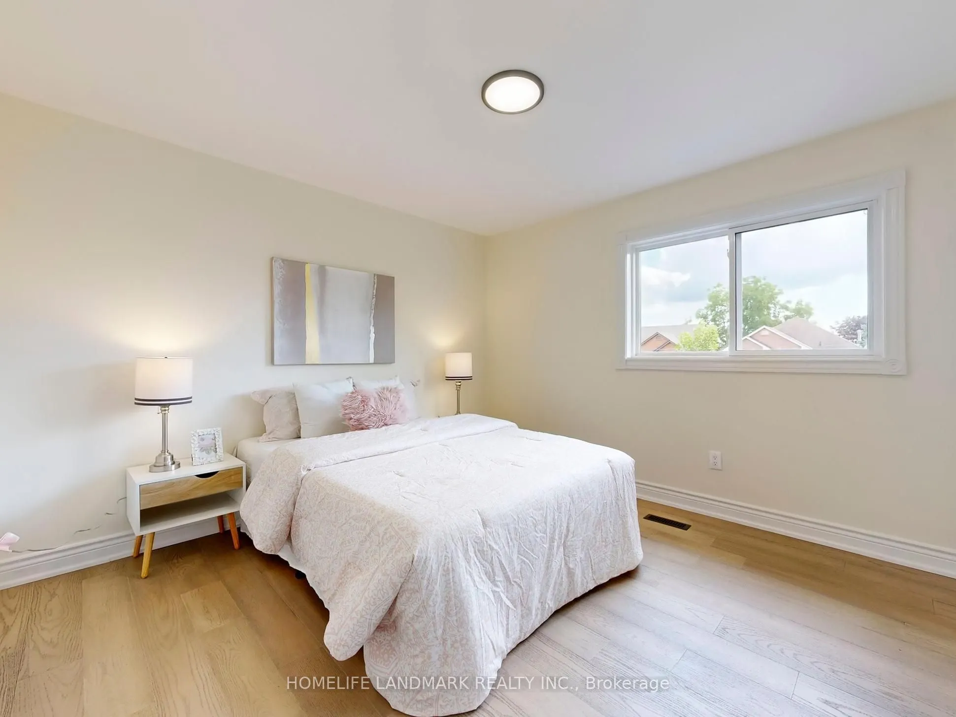 27 Penny Crescent