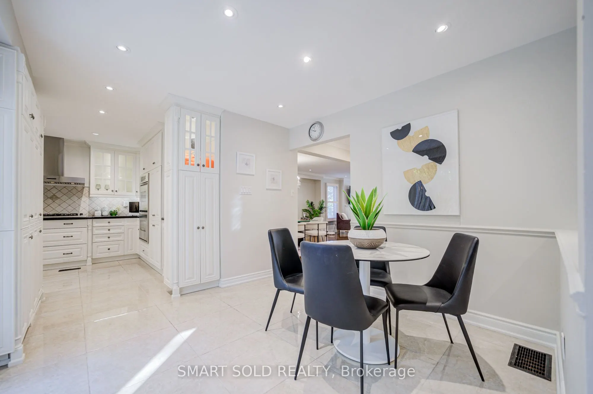 200 Rosedale Heights Drive