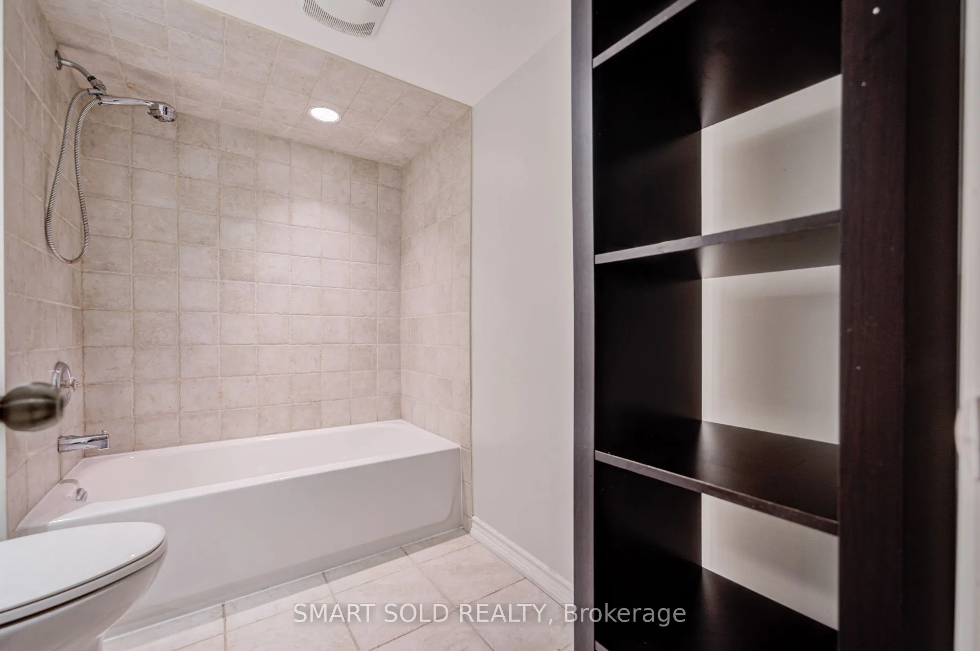 200 Rosedale Heights Drive