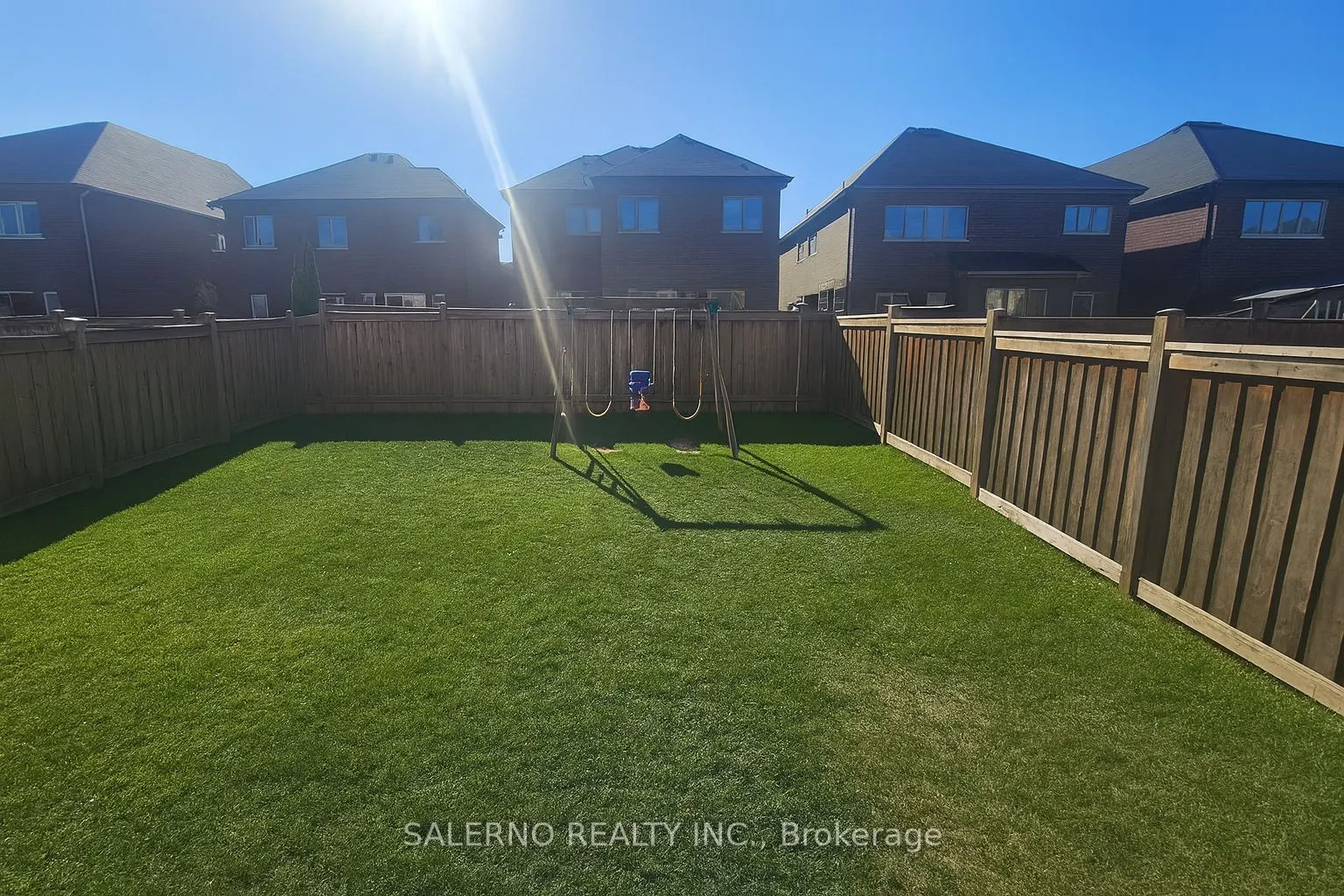 1445 Farrow Crescent