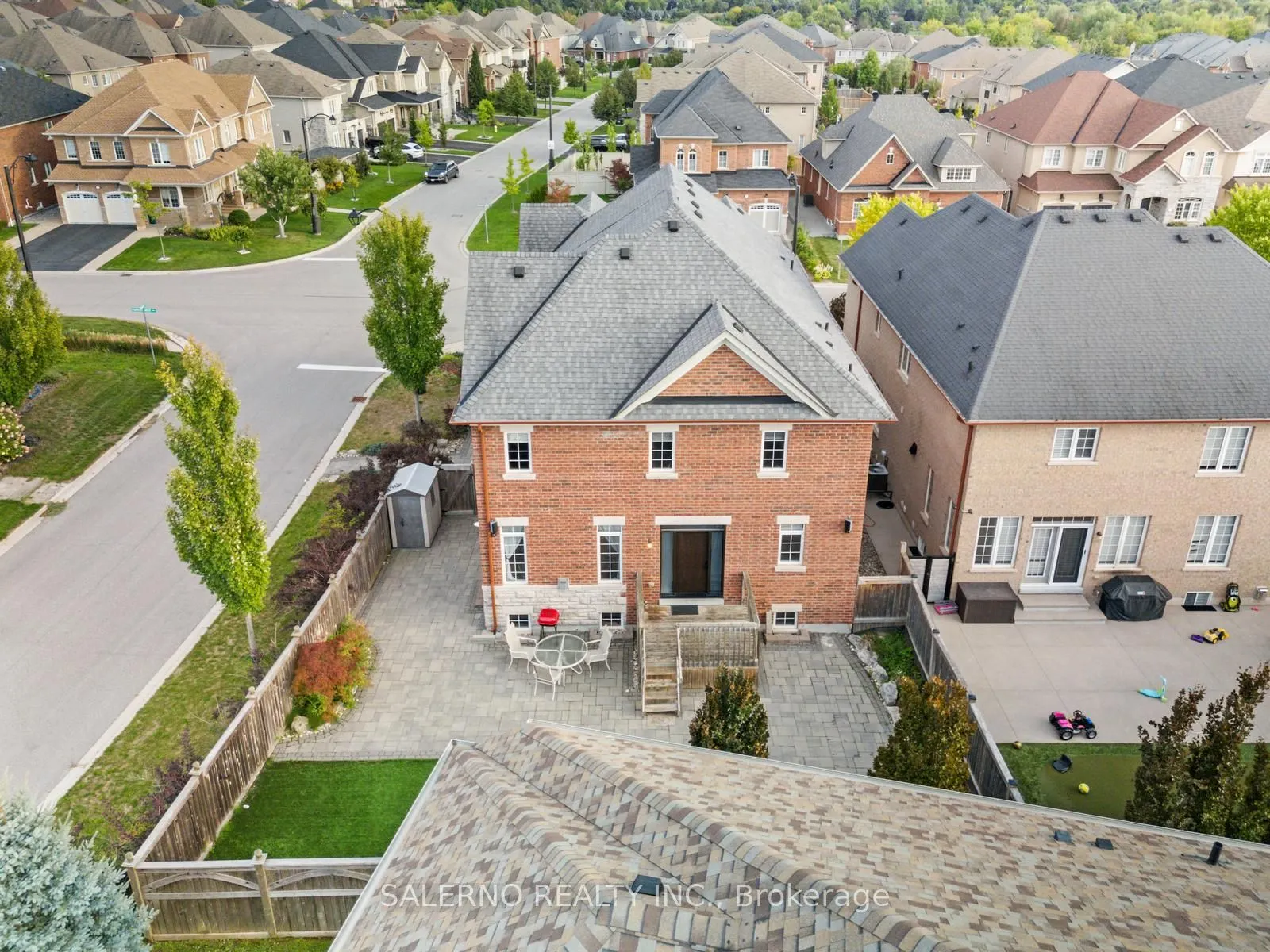 30 Fairmont Ridge