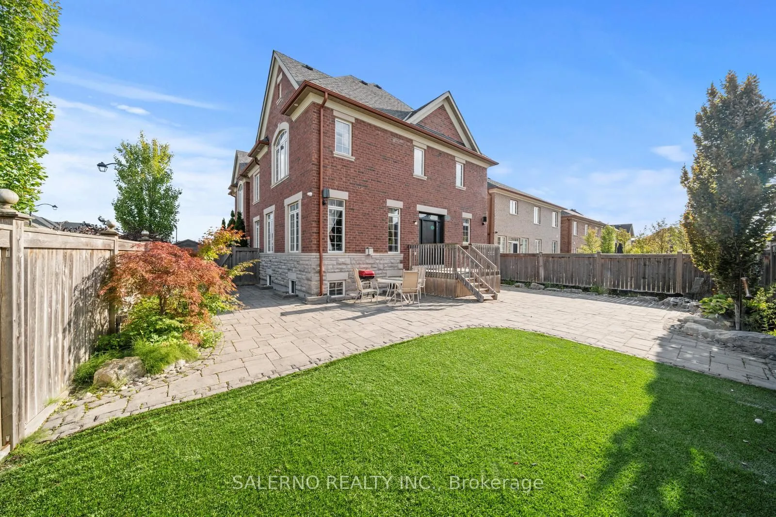 30 Fairmont Ridge