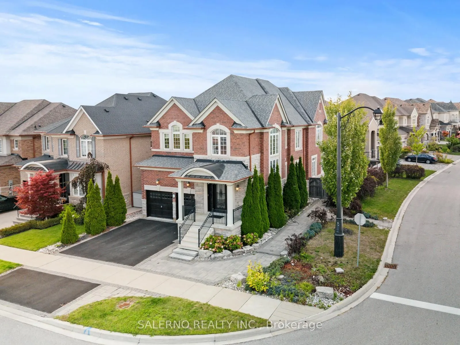 30 Fairmont Ridge