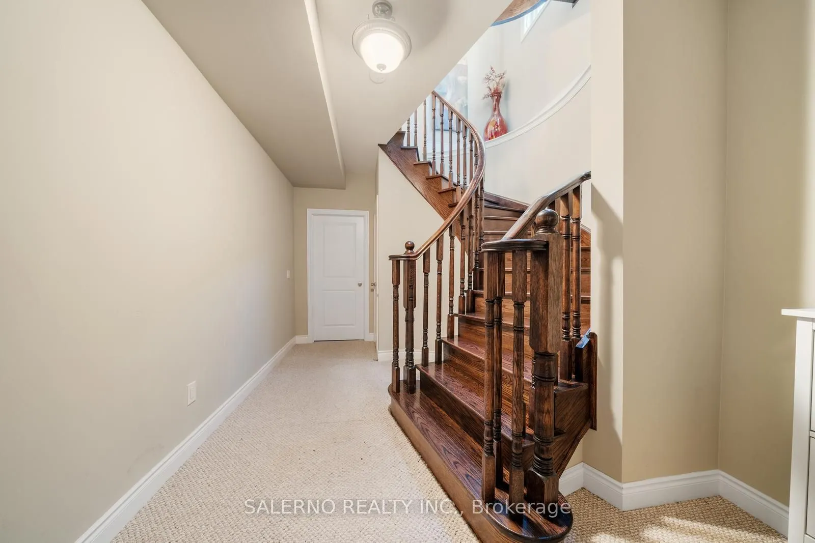 30 Fairmont Ridge