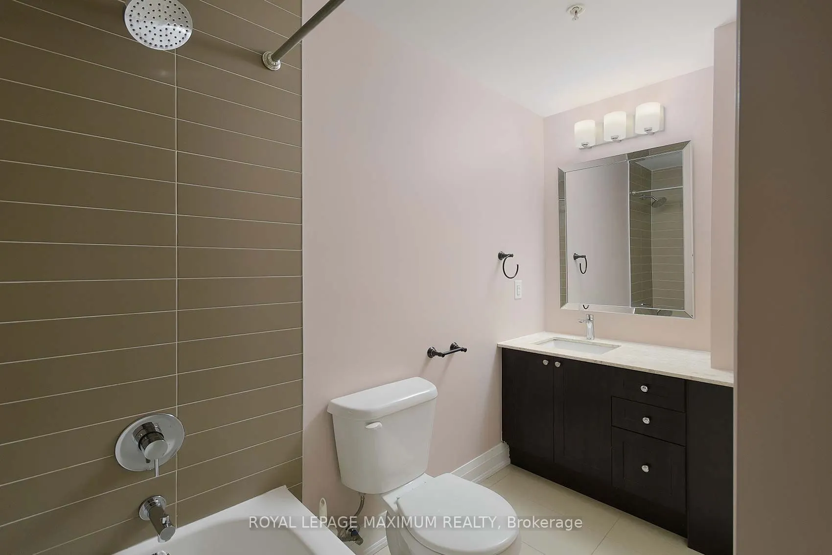 12 Woodstream Boulevard, #312