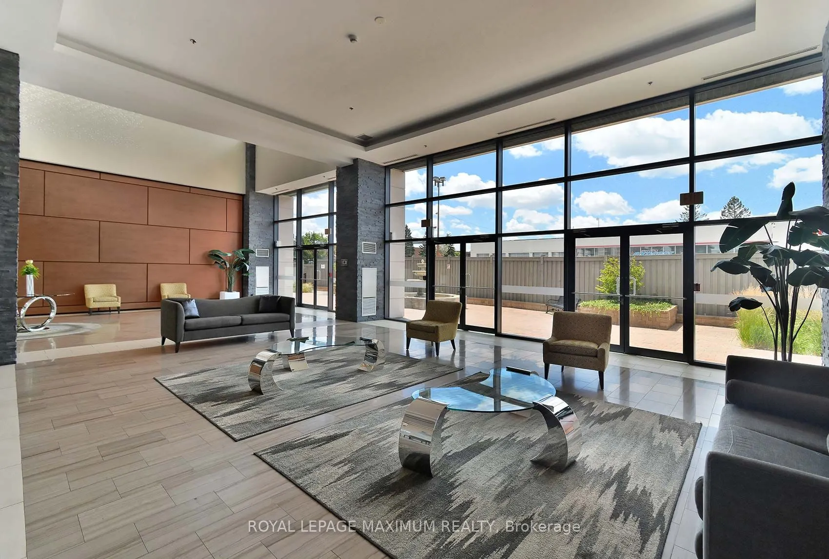 12 Woodstream Boulevard, #312