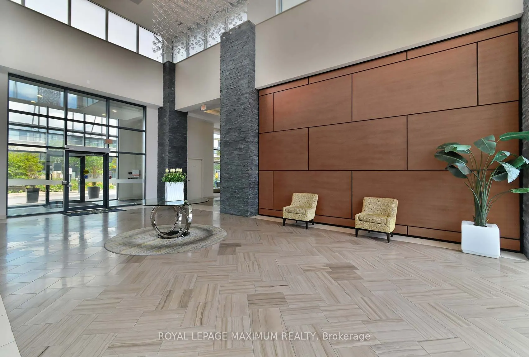 12 Woodstream Boulevard, #312