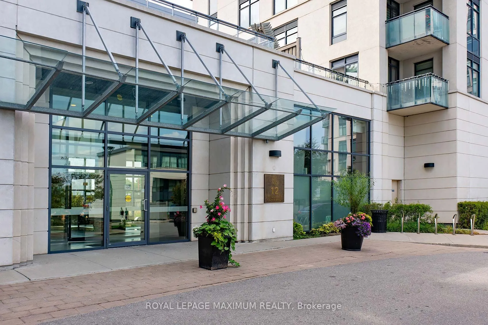 12 Woodstream Boulevard, #312