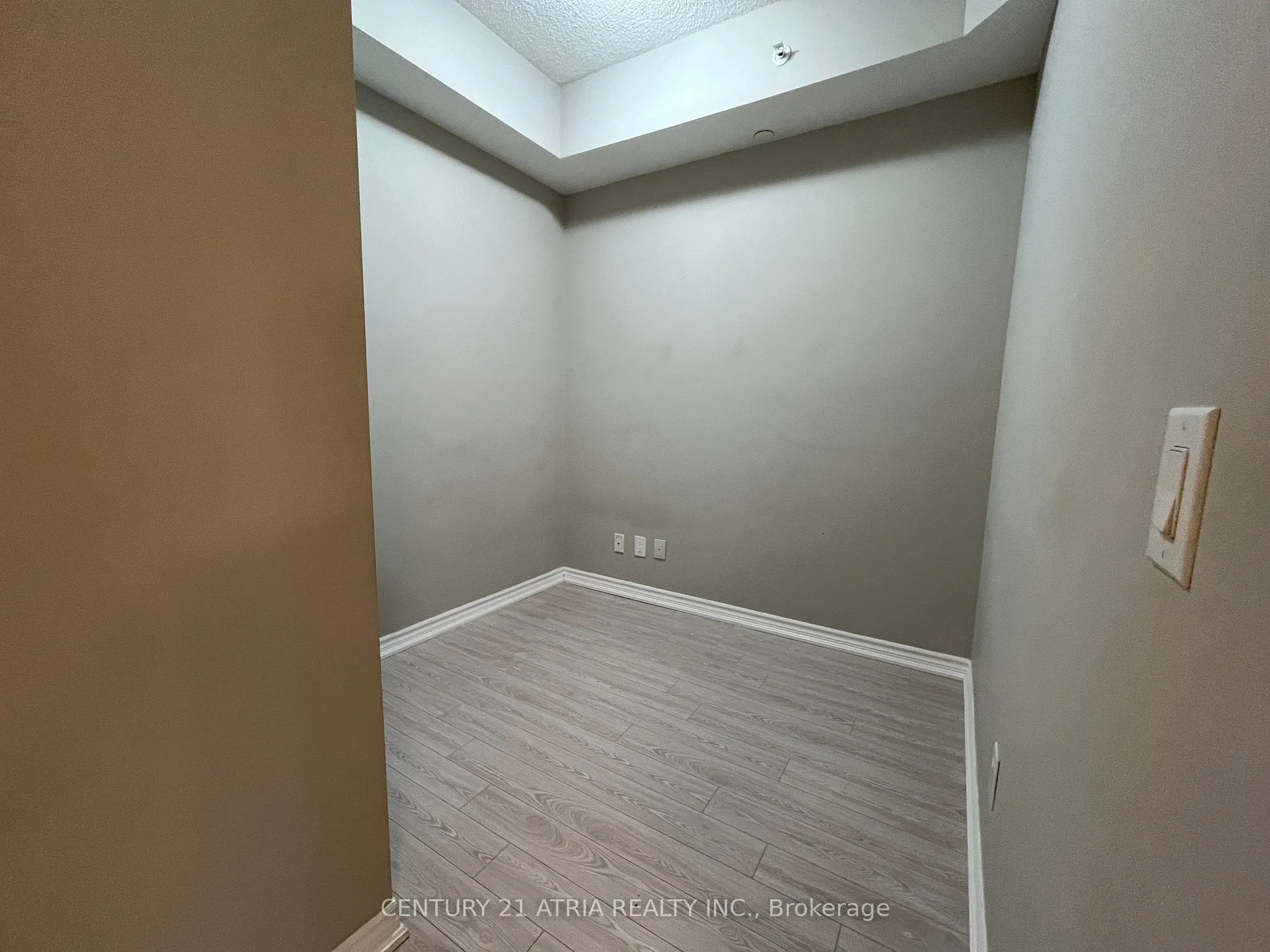 8323 Kennedy Road, #325