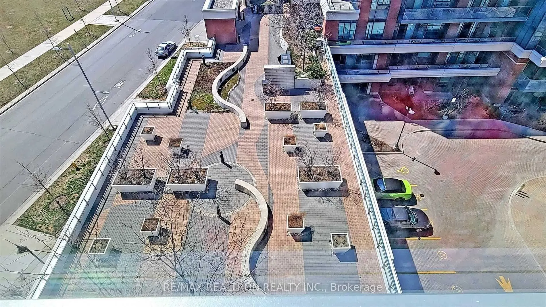 8200 Birchmount Road, #902