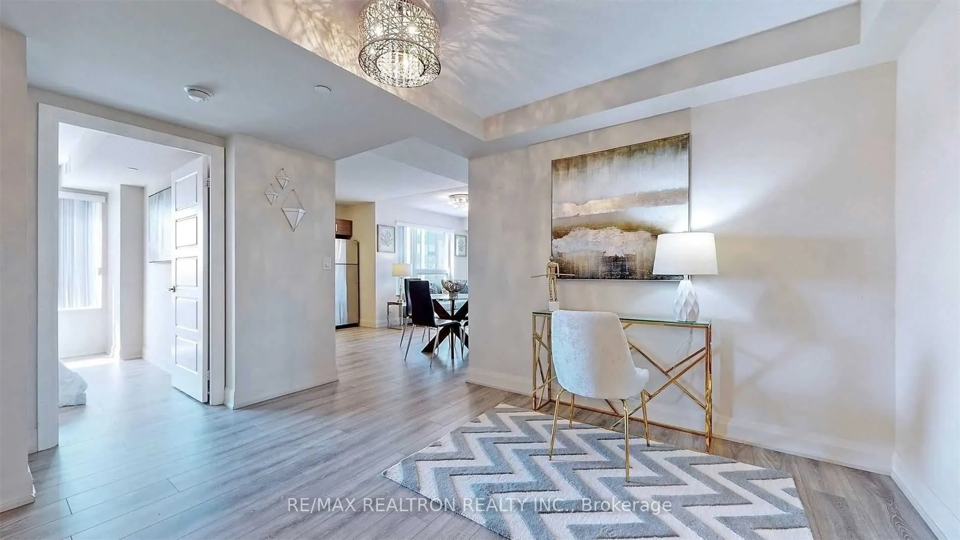8200 Birchmount Road, #902