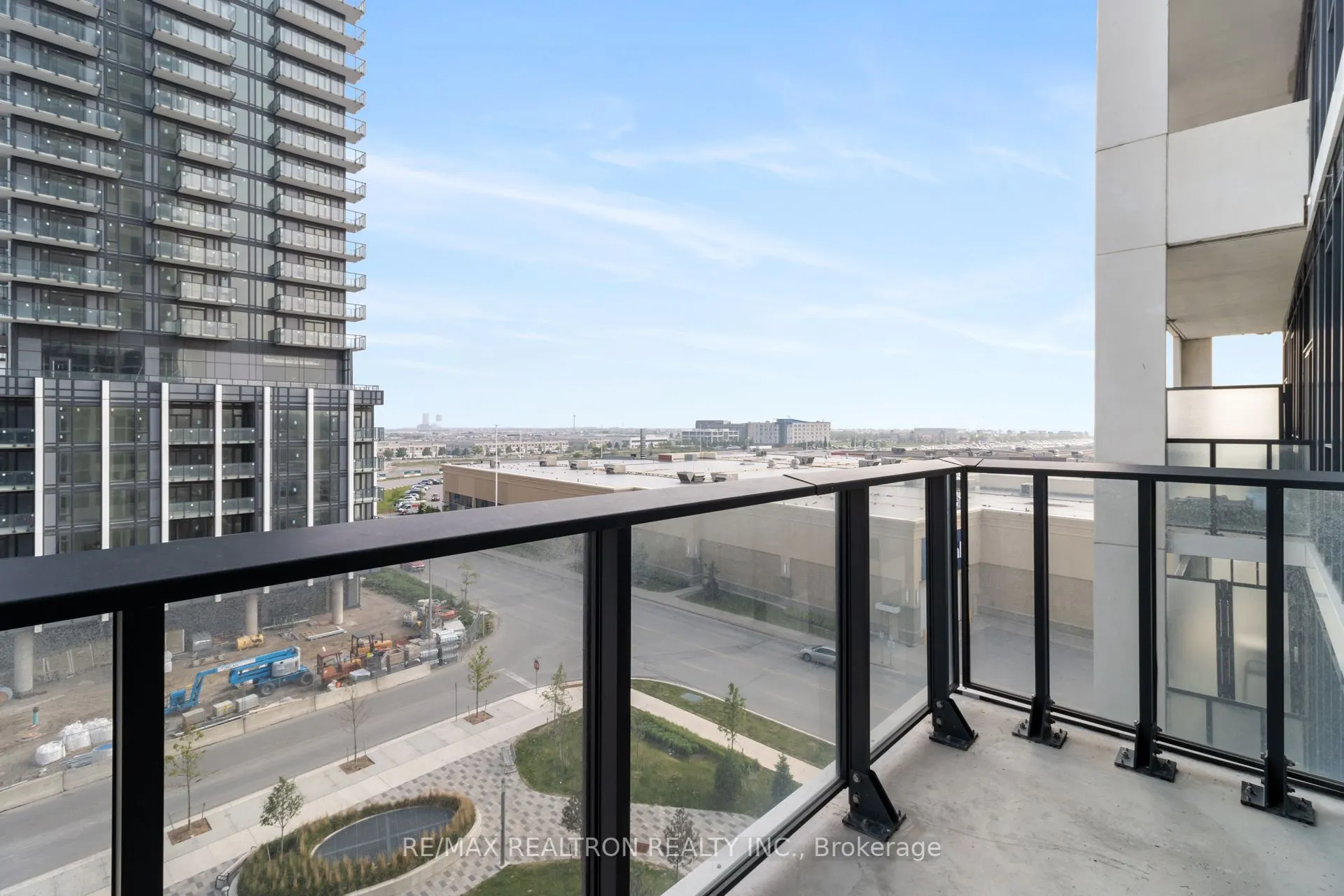 9000 Jane Street, #620