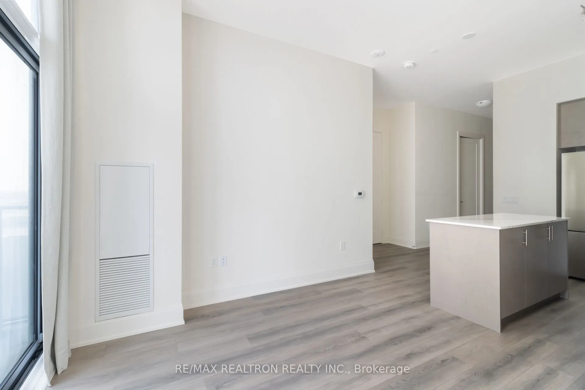 9000 Jane Street, #620
