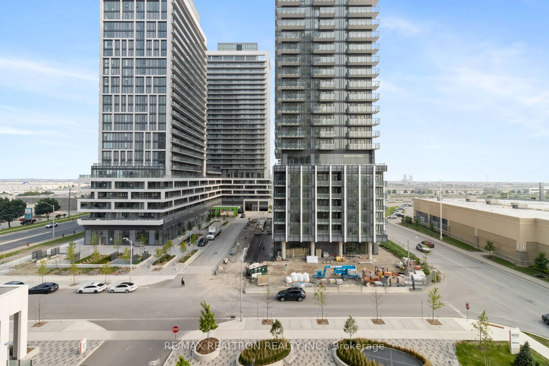 9000 Jane Street, #620