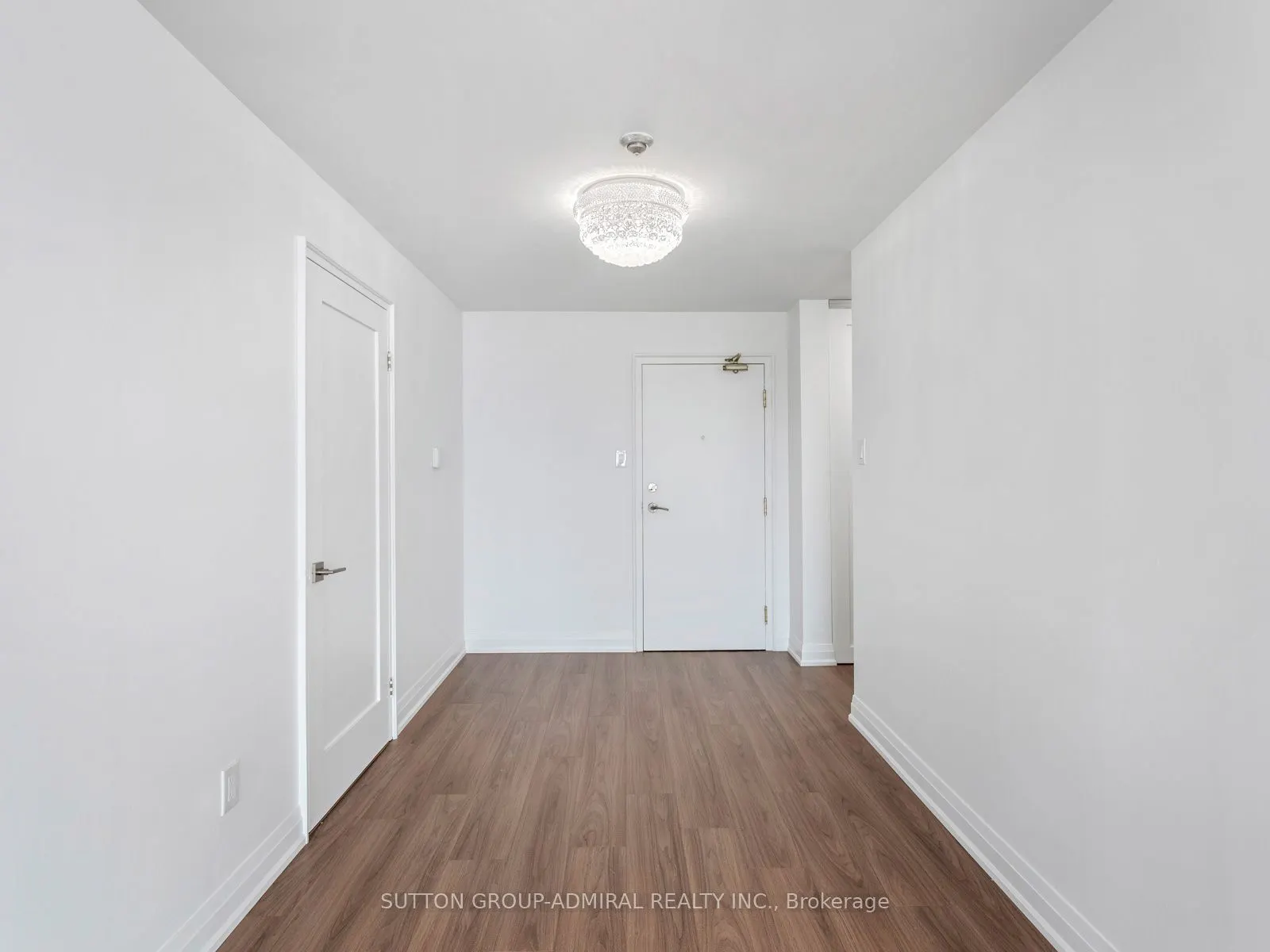 1 Clark Avenue W, #1501