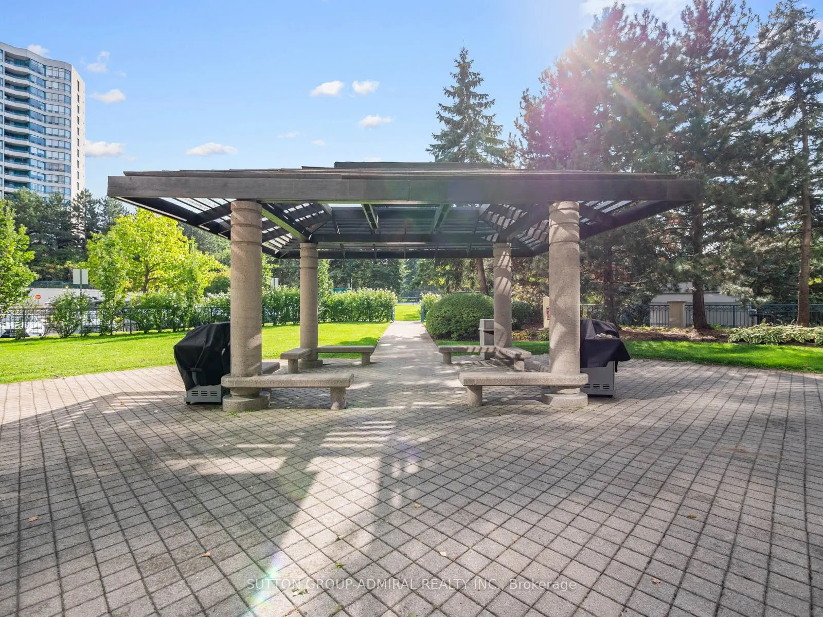 1 Clark Avenue W, #1501
