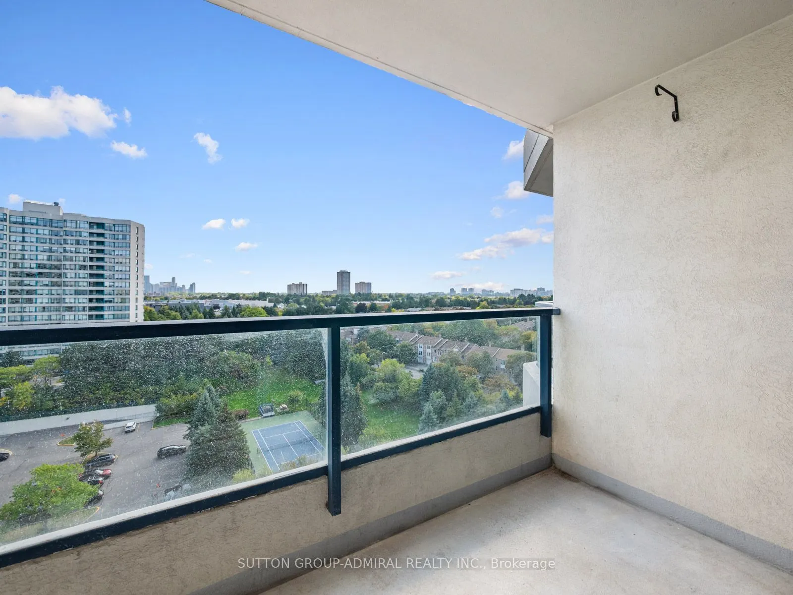 1 Clark Avenue W, #1501