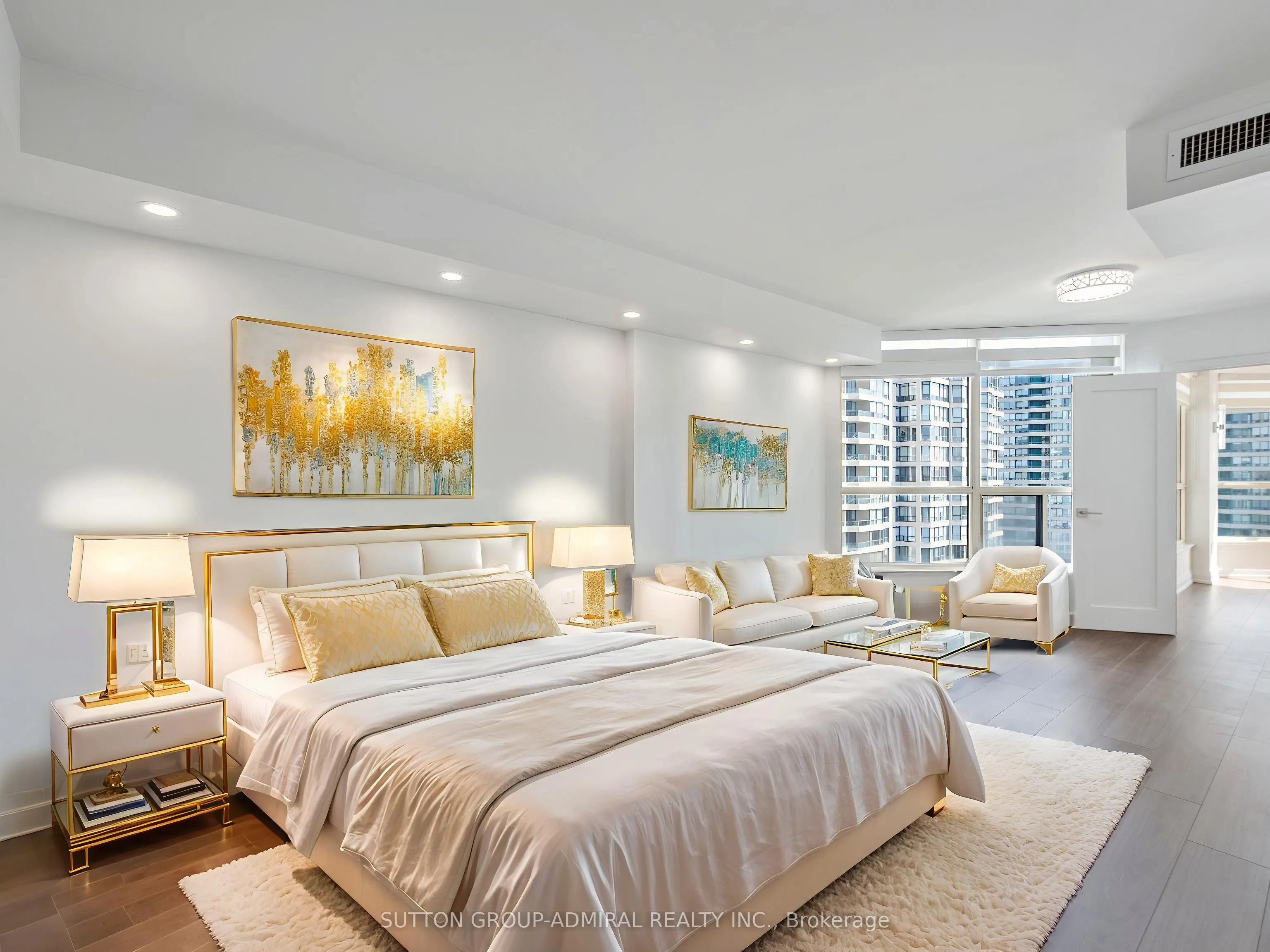 1 Clark Avenue W, #1501