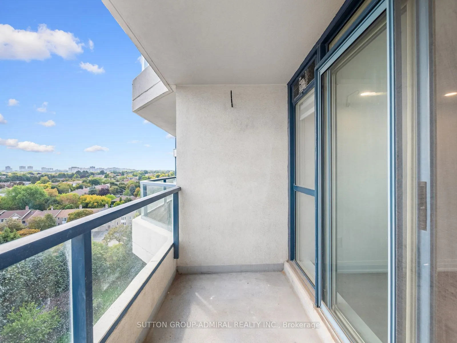 1 Clark Avenue W, #1501
