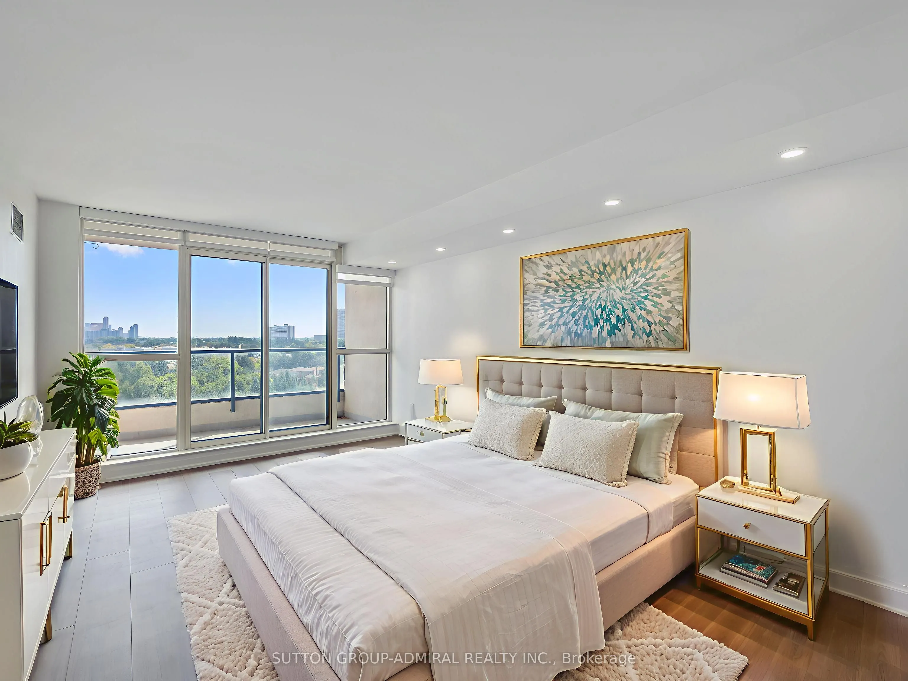 1 Clark Avenue W, #1501