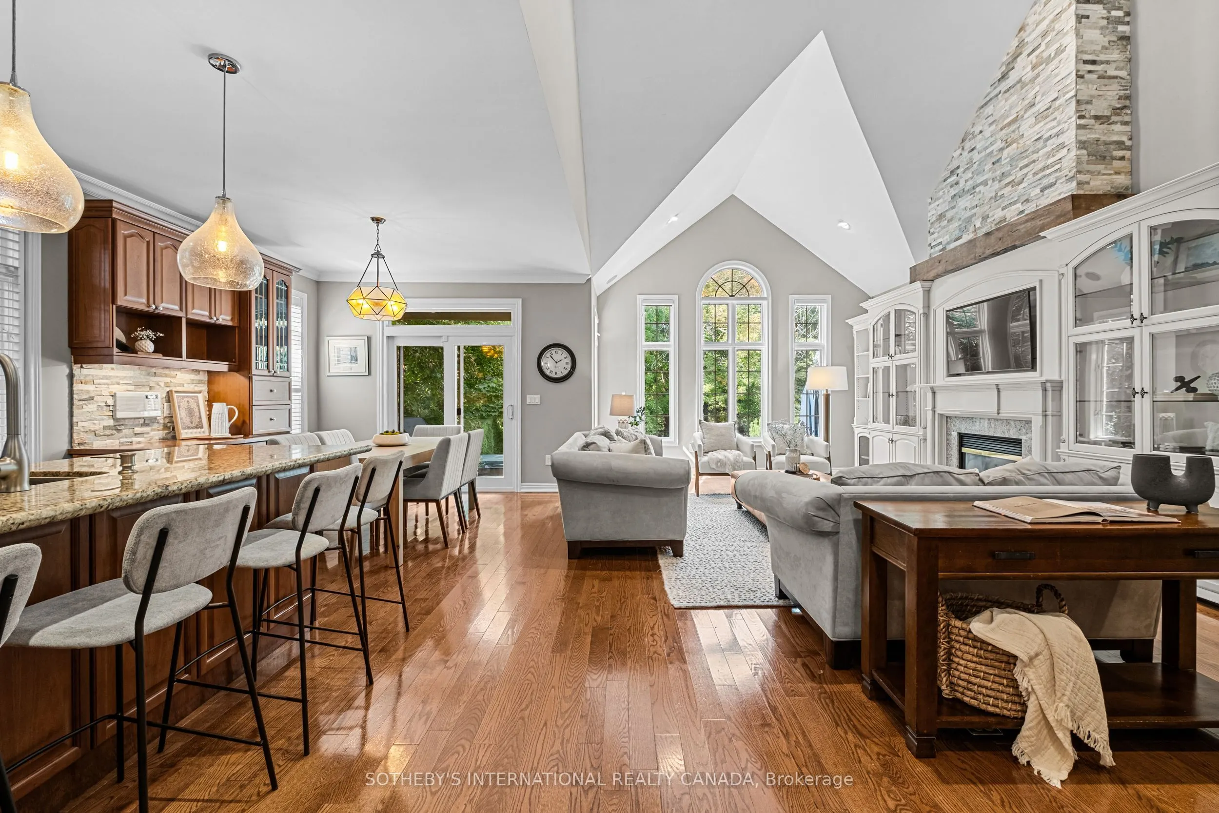 8 Harper Hill Road