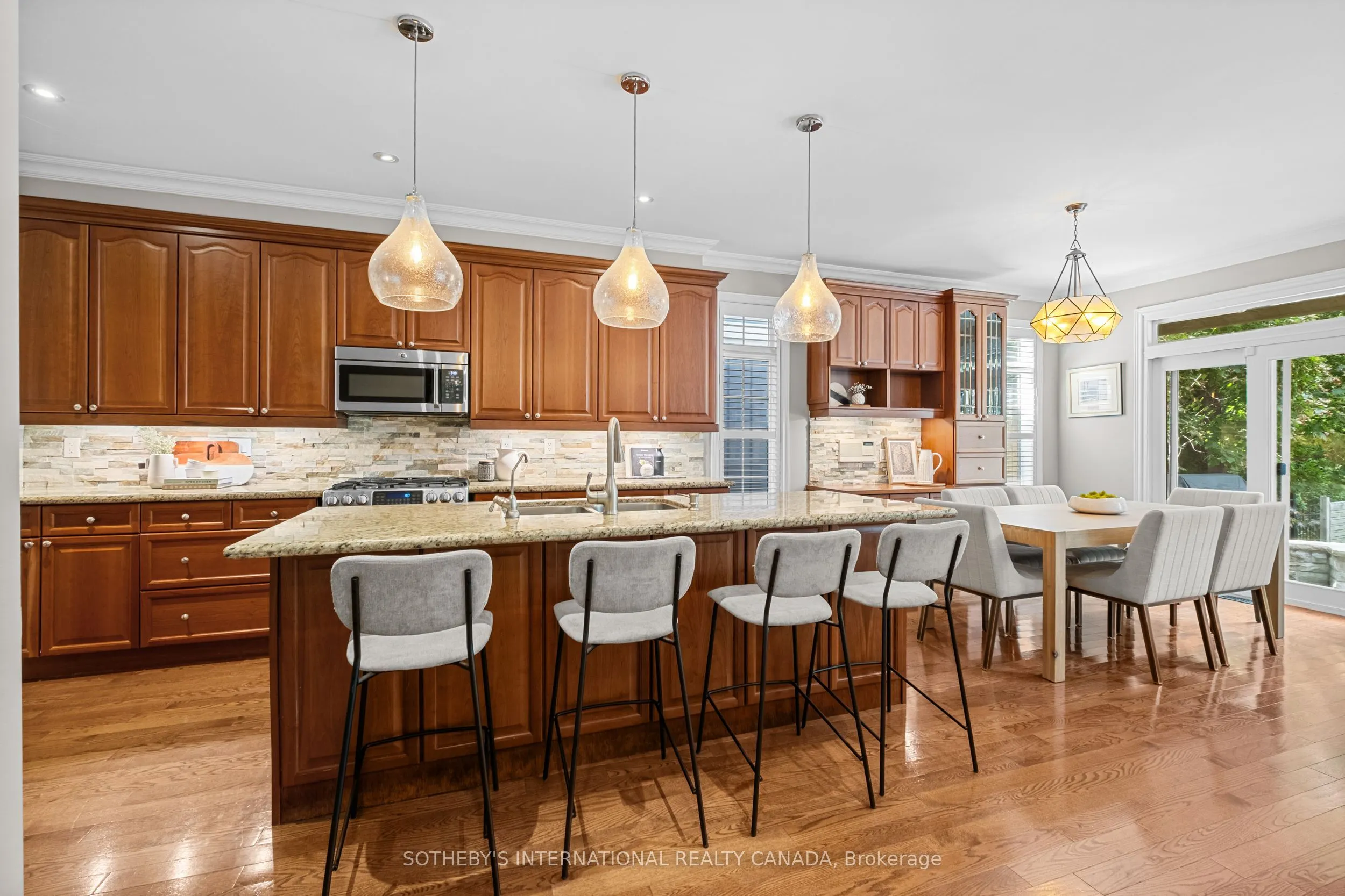 8 Harper Hill Road