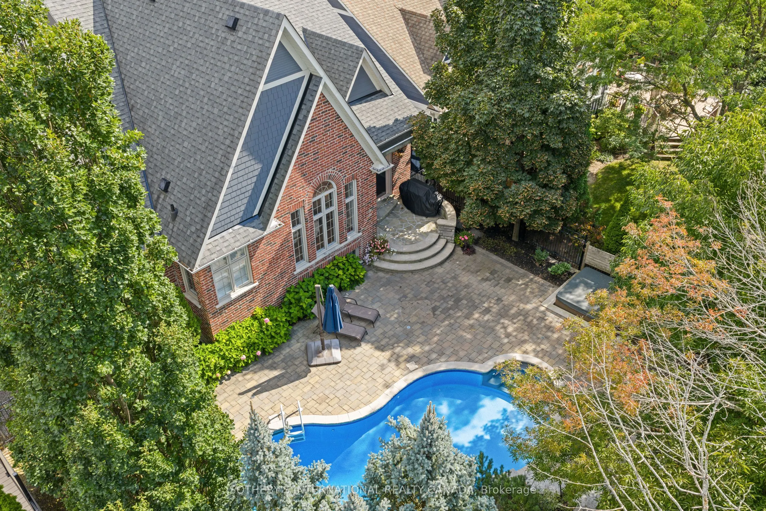 8 Harper Hill Road