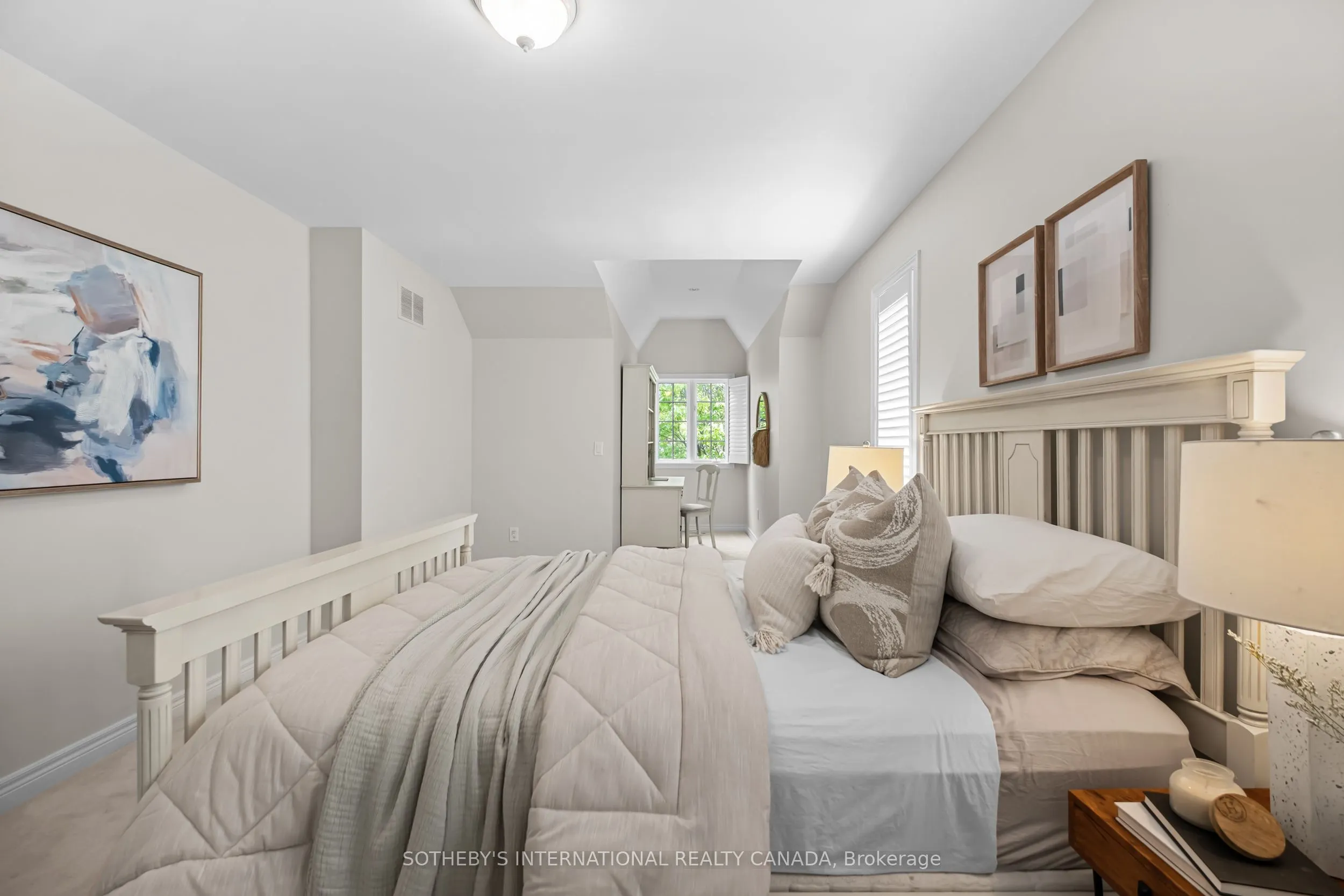 8 Harper Hill Road