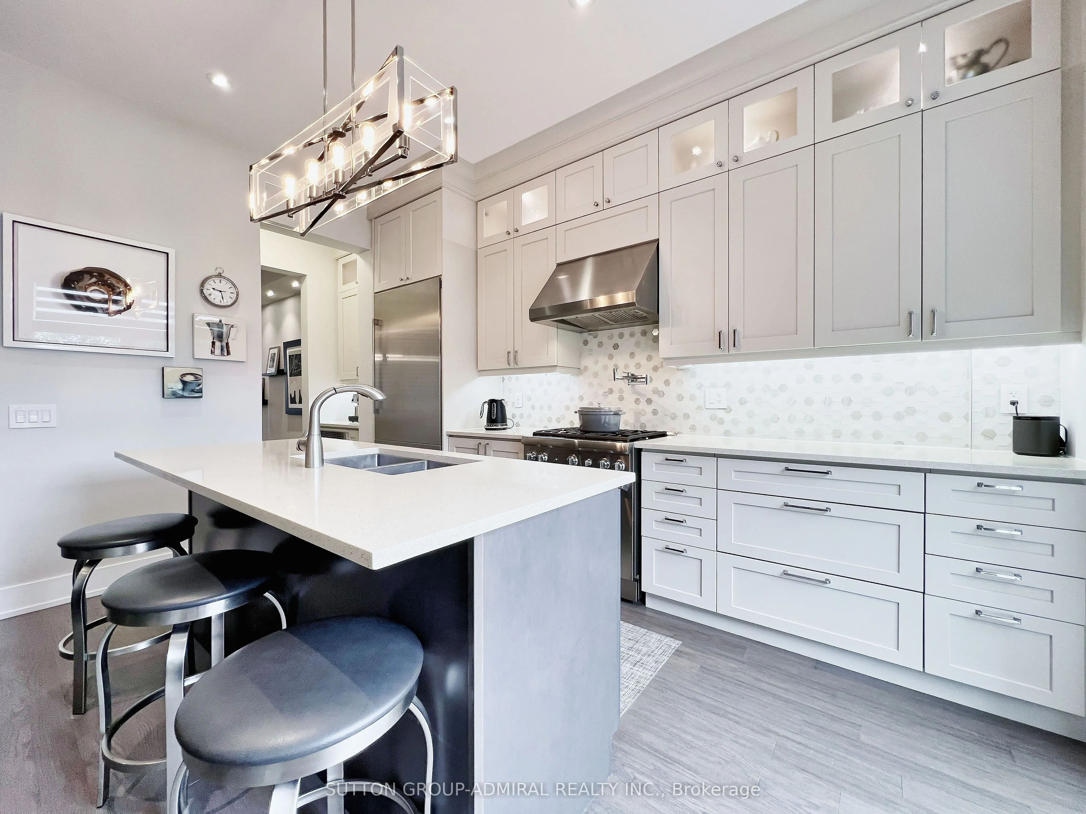 4 Sable Road