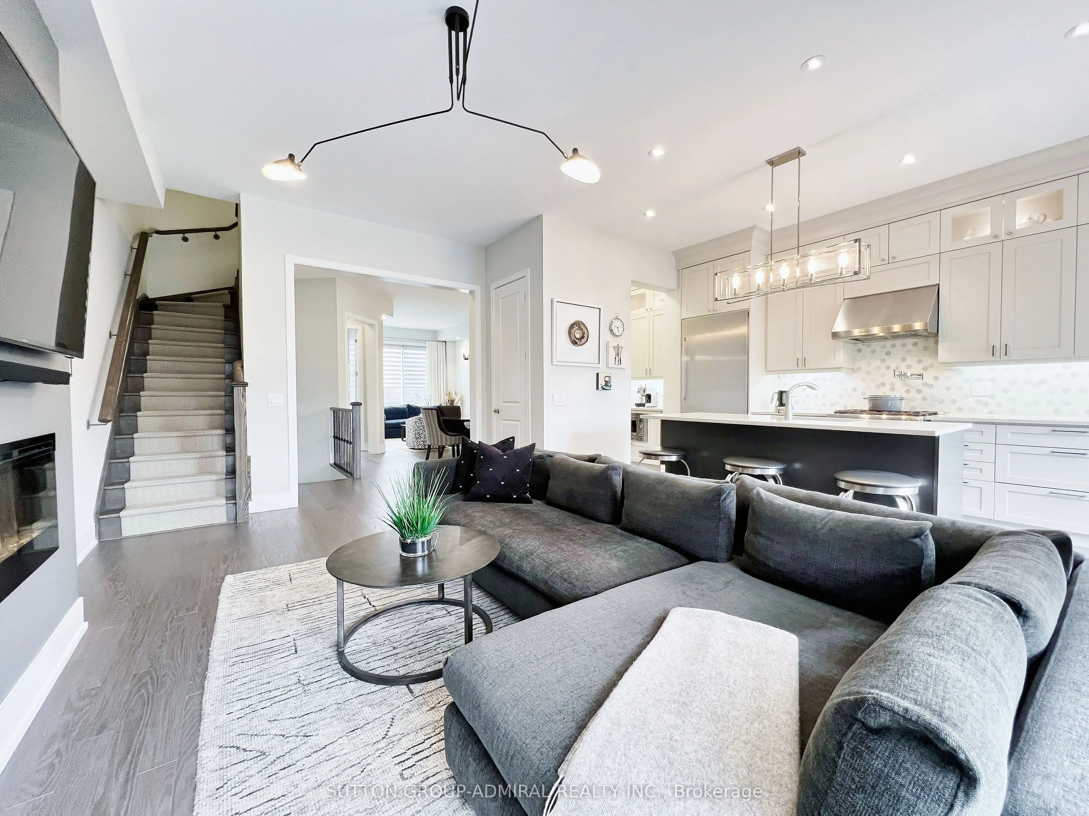 4 Sable Road