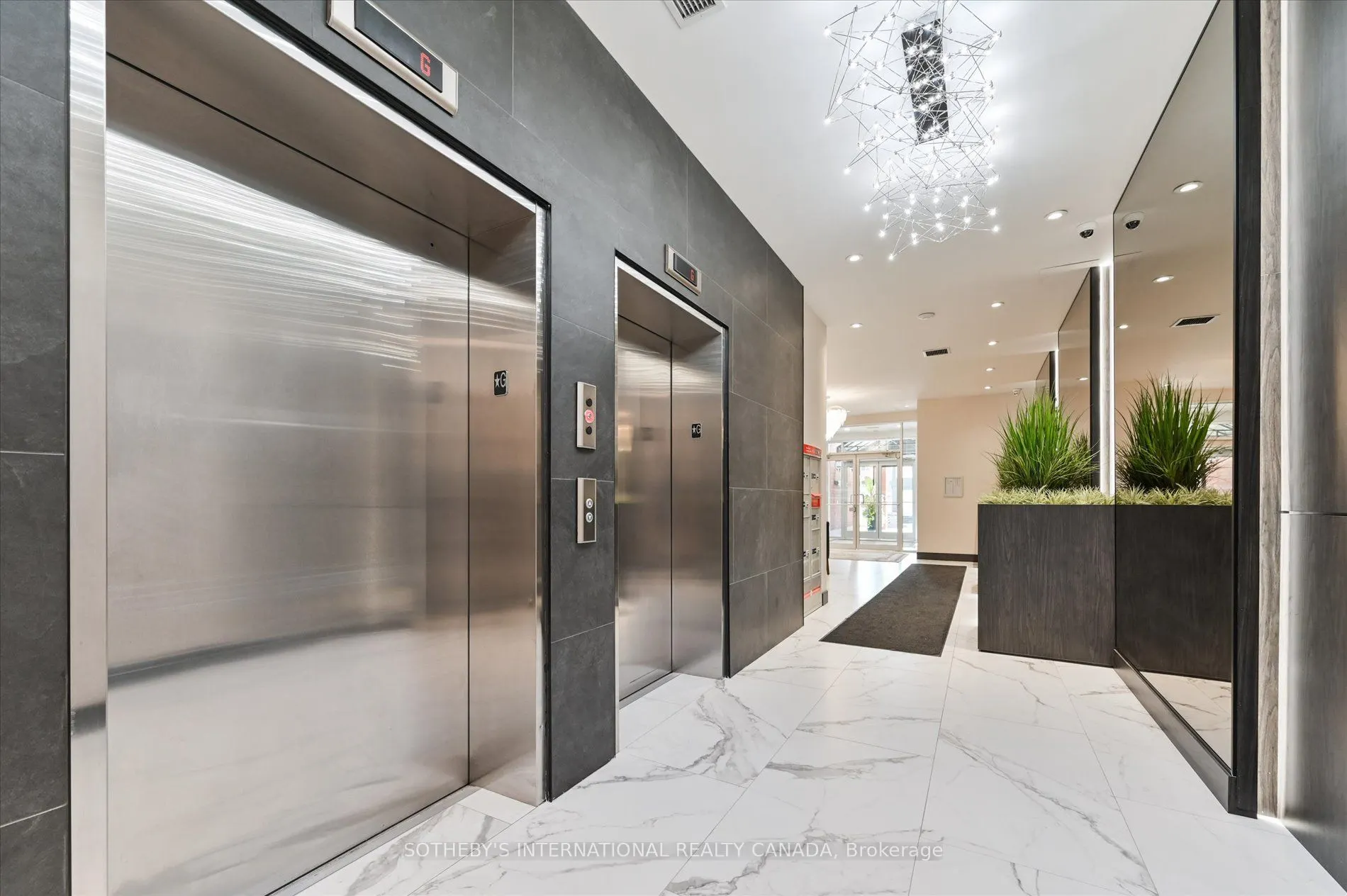 160 Woodbridge Avenue, #409