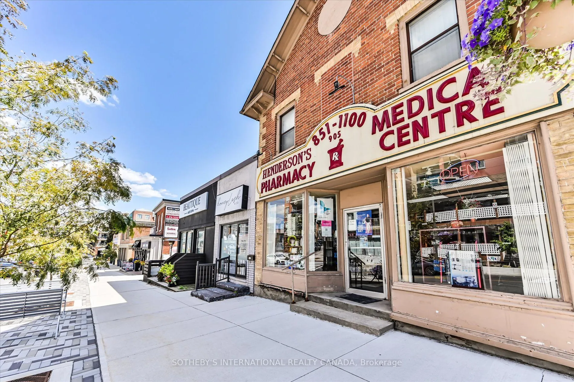 160 Woodbridge Avenue, #409