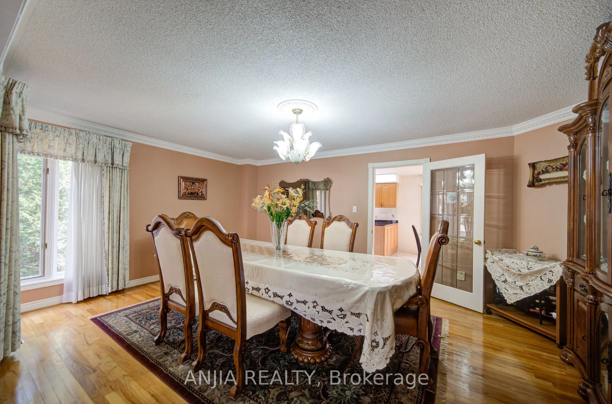 20 Lady Lynn Crescent