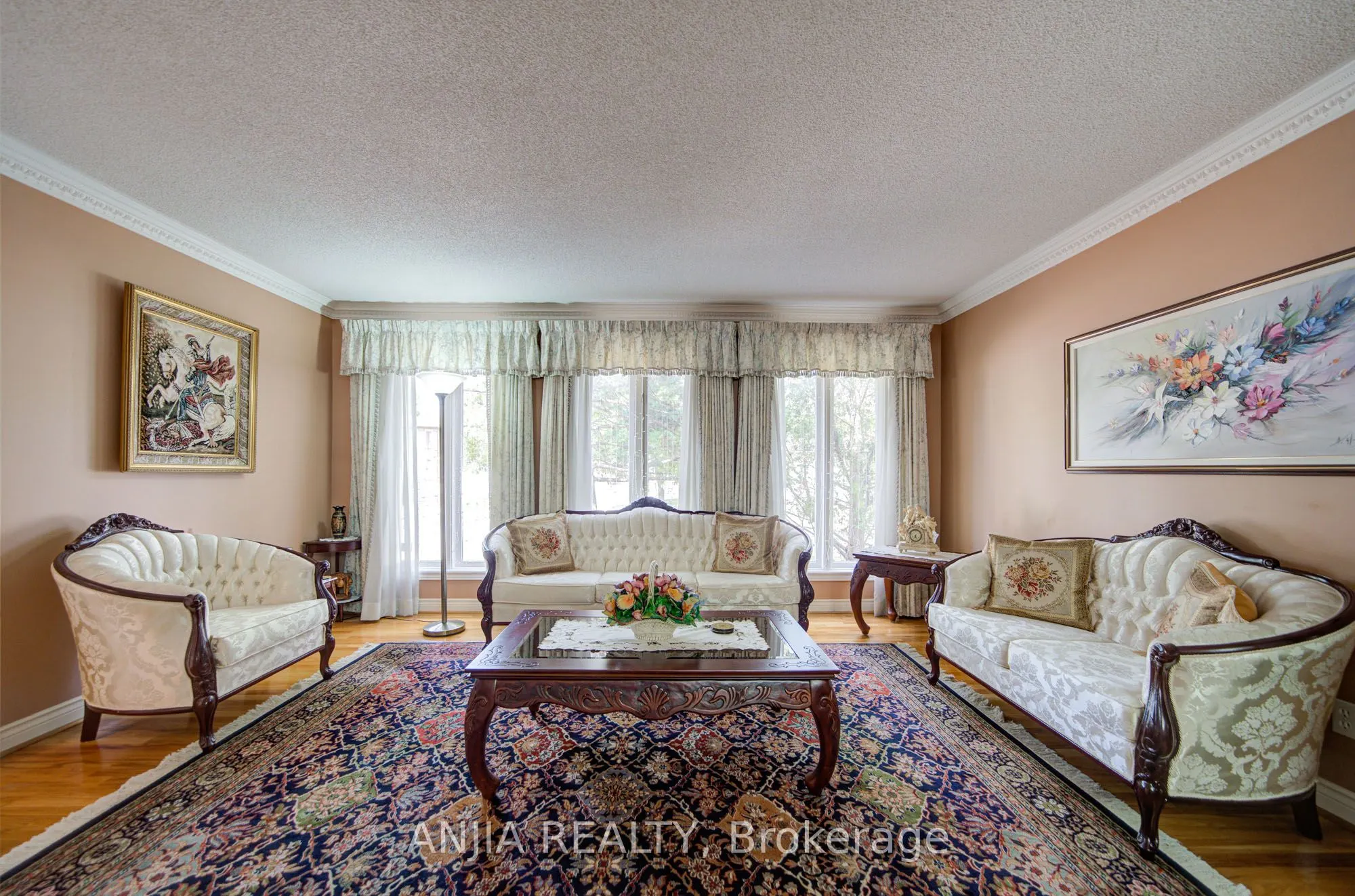 20 Lady Lynn Crescent
