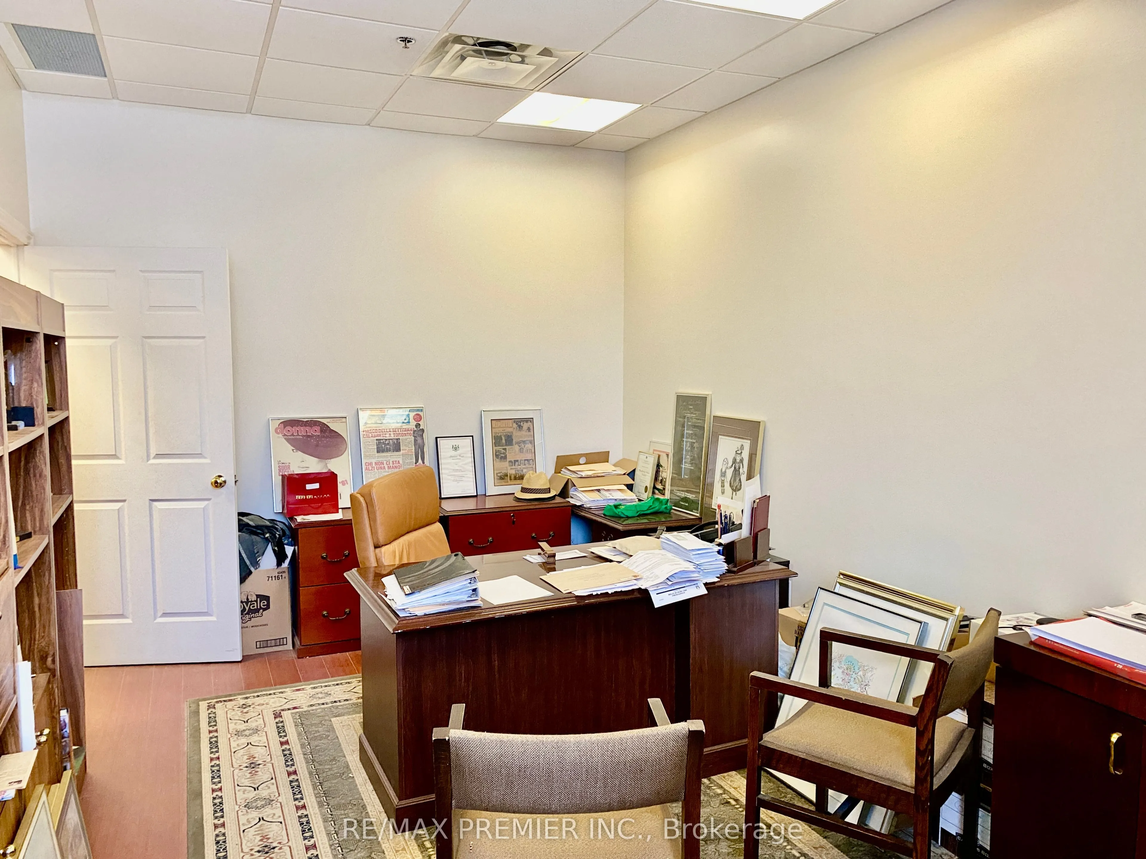 140 Woodbridge Avenue, #Au 8 & 9