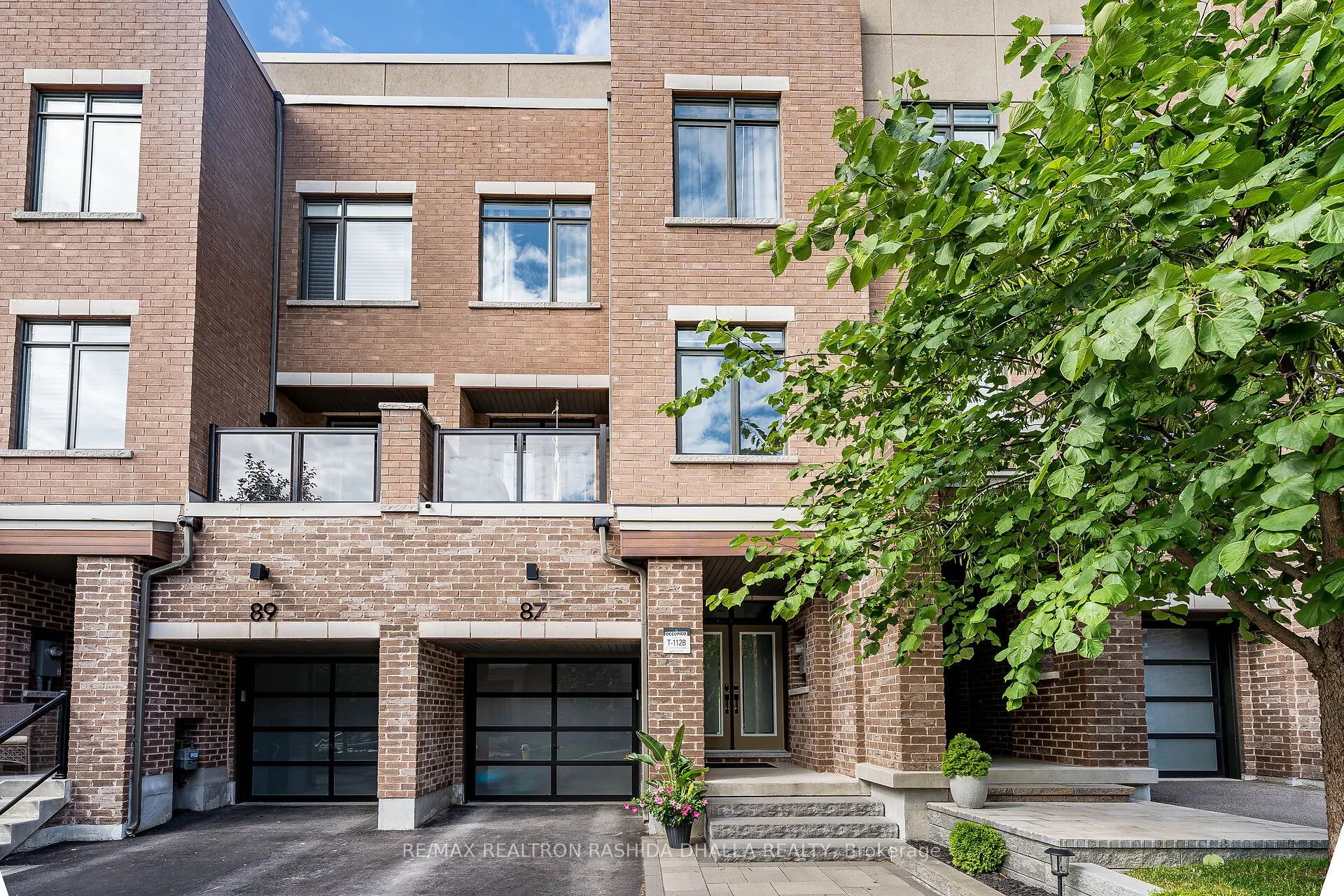 87 Glenngarry Crescent