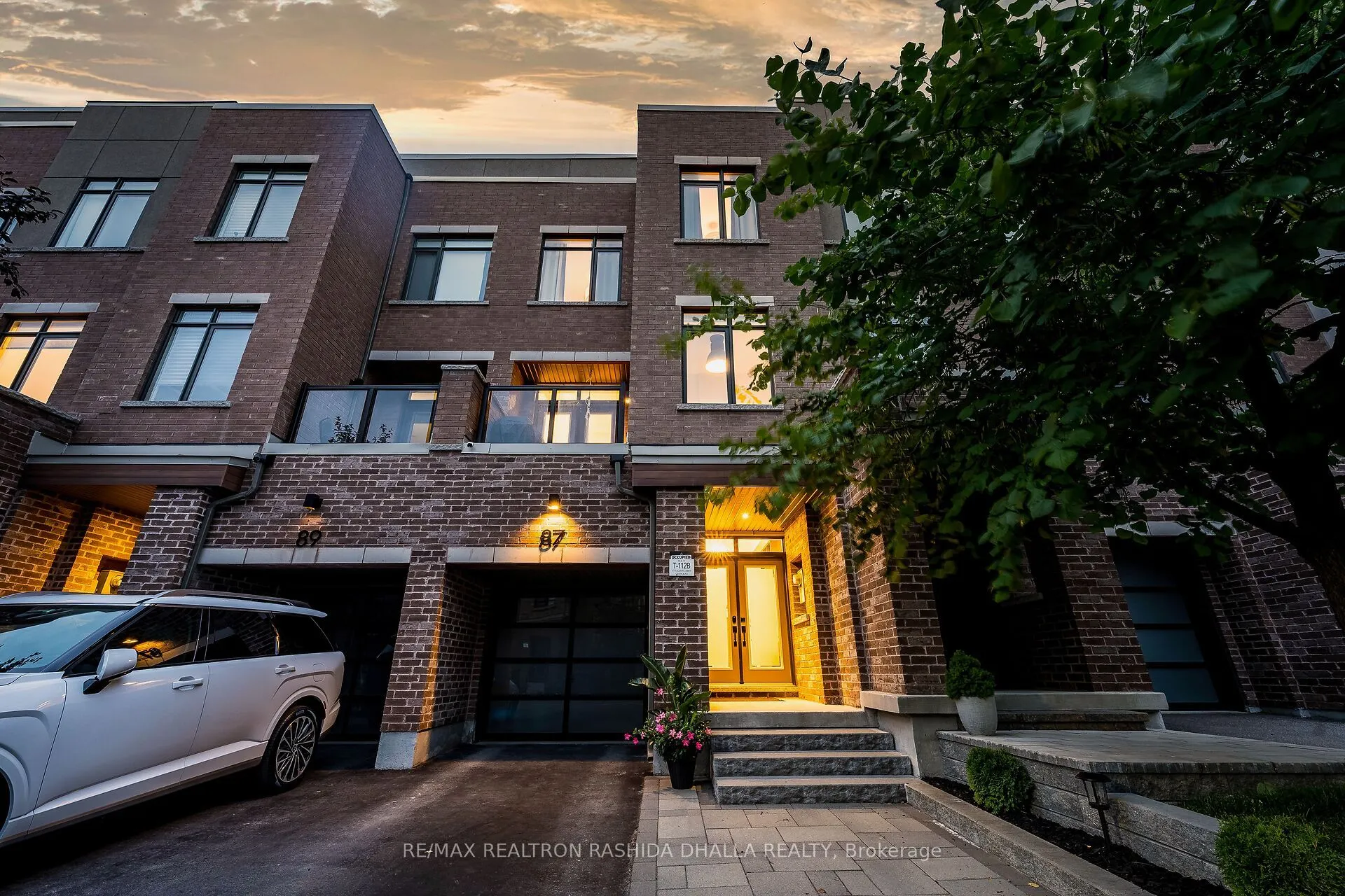 87 Glenngarry Crescent